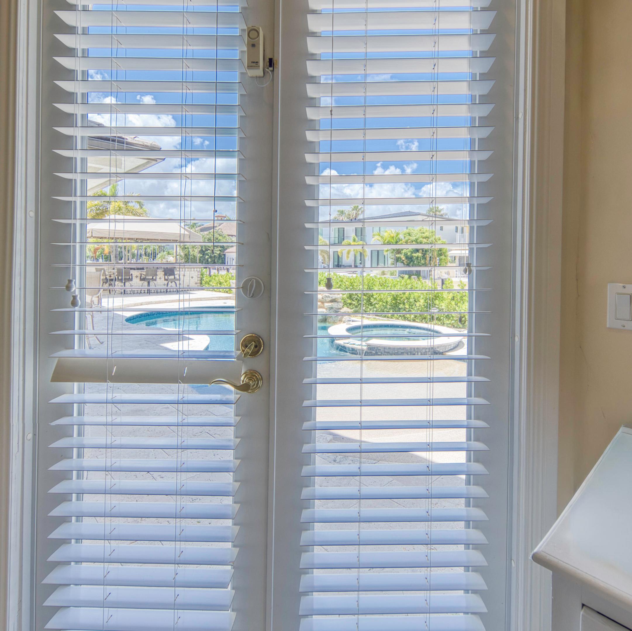 TROPIC ISLE 2ND SEC - Residential