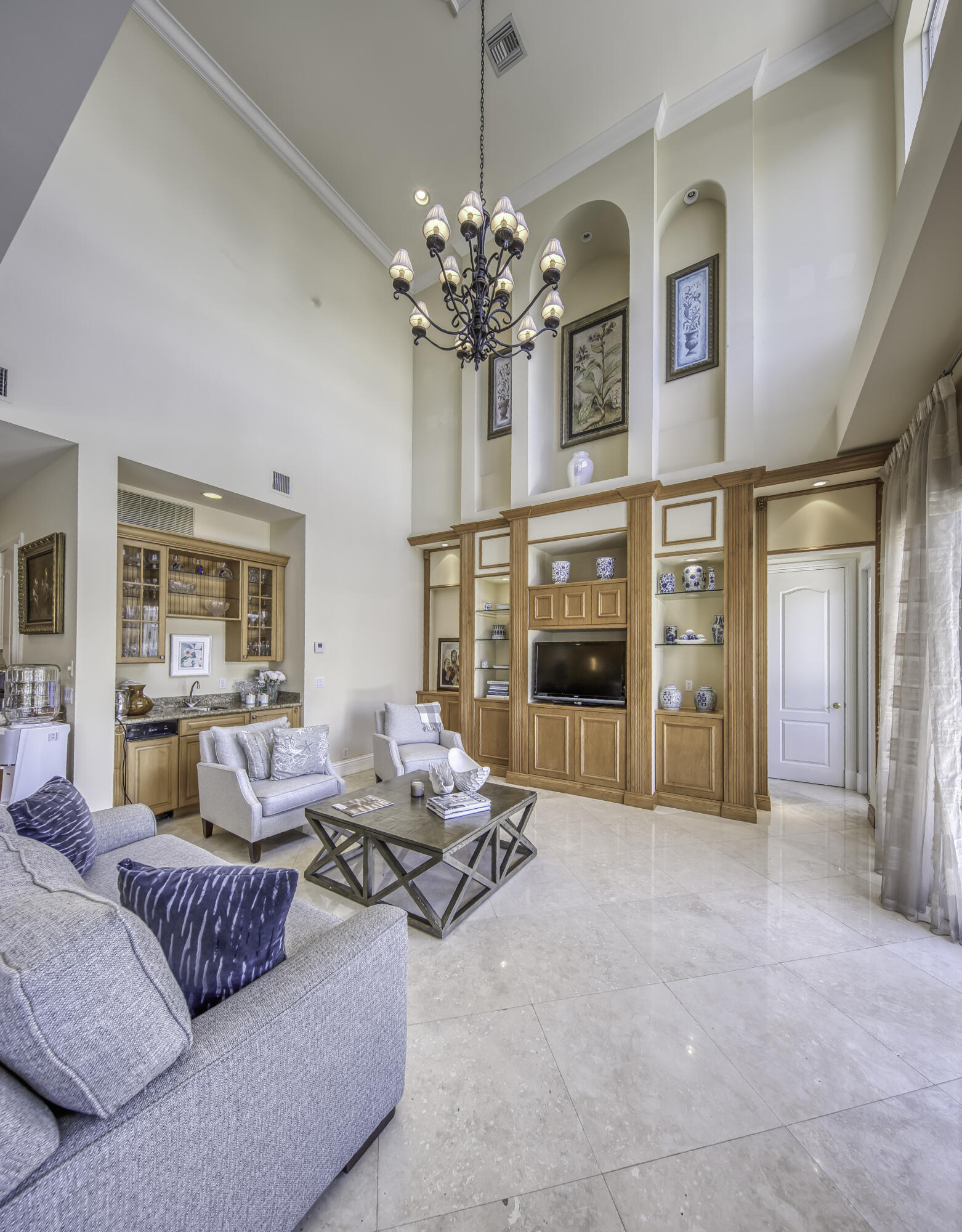 TROPIC ISLE 2ND SEC - Residential