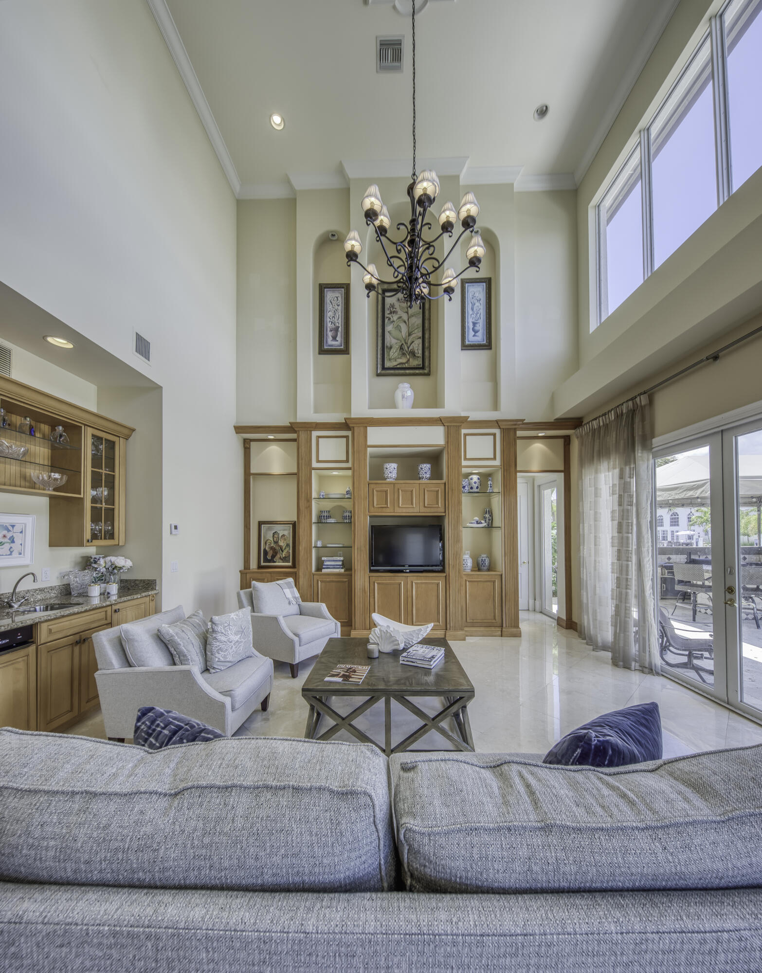 TROPIC ISLE 2ND SEC - Residential