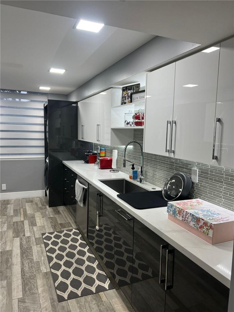 Palm Spring I - Residential
