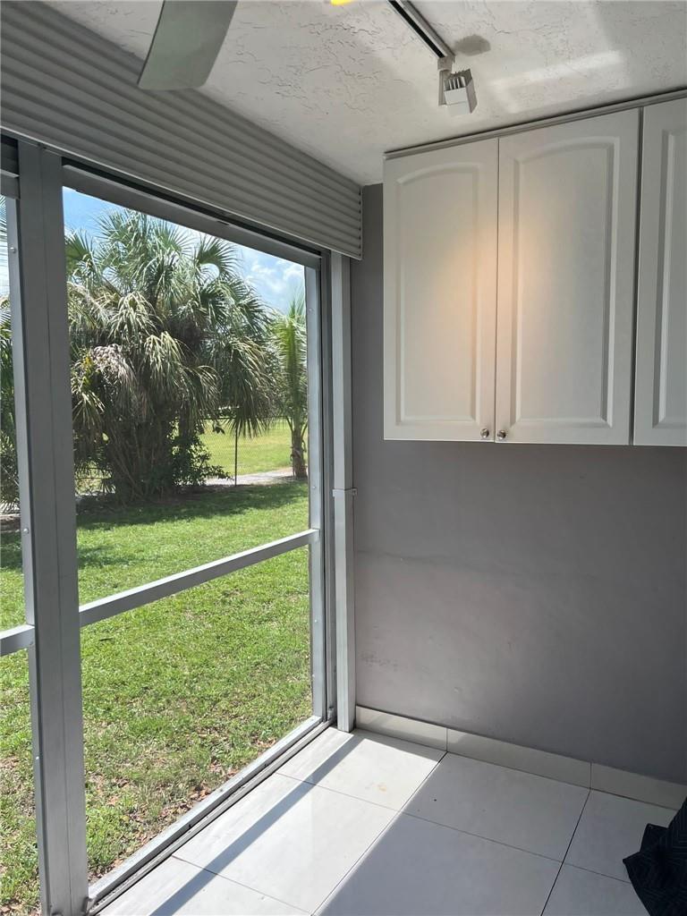 Palm Spring I - Residential