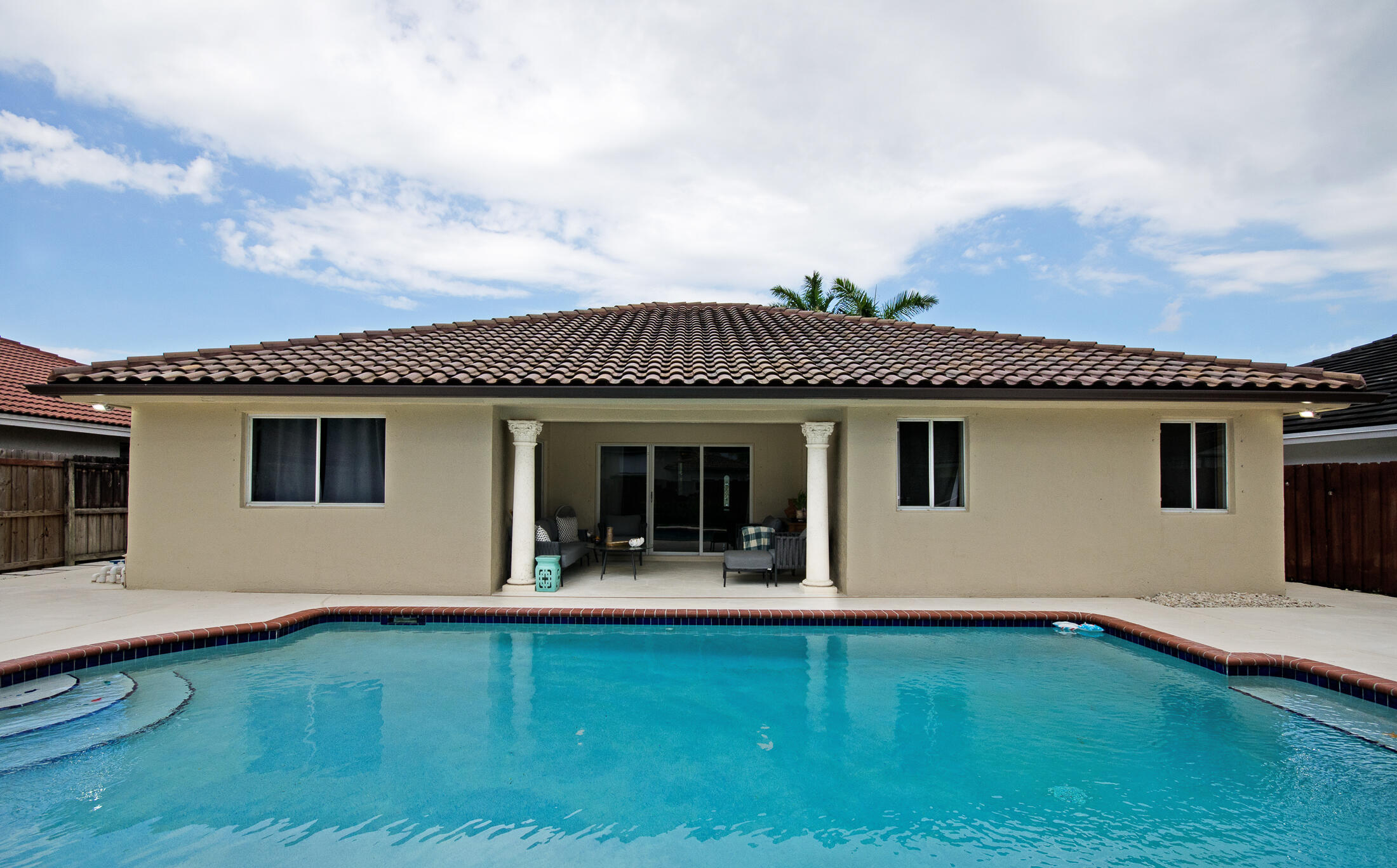 CORAL REEF NURSERIES SEC 1 - Residential