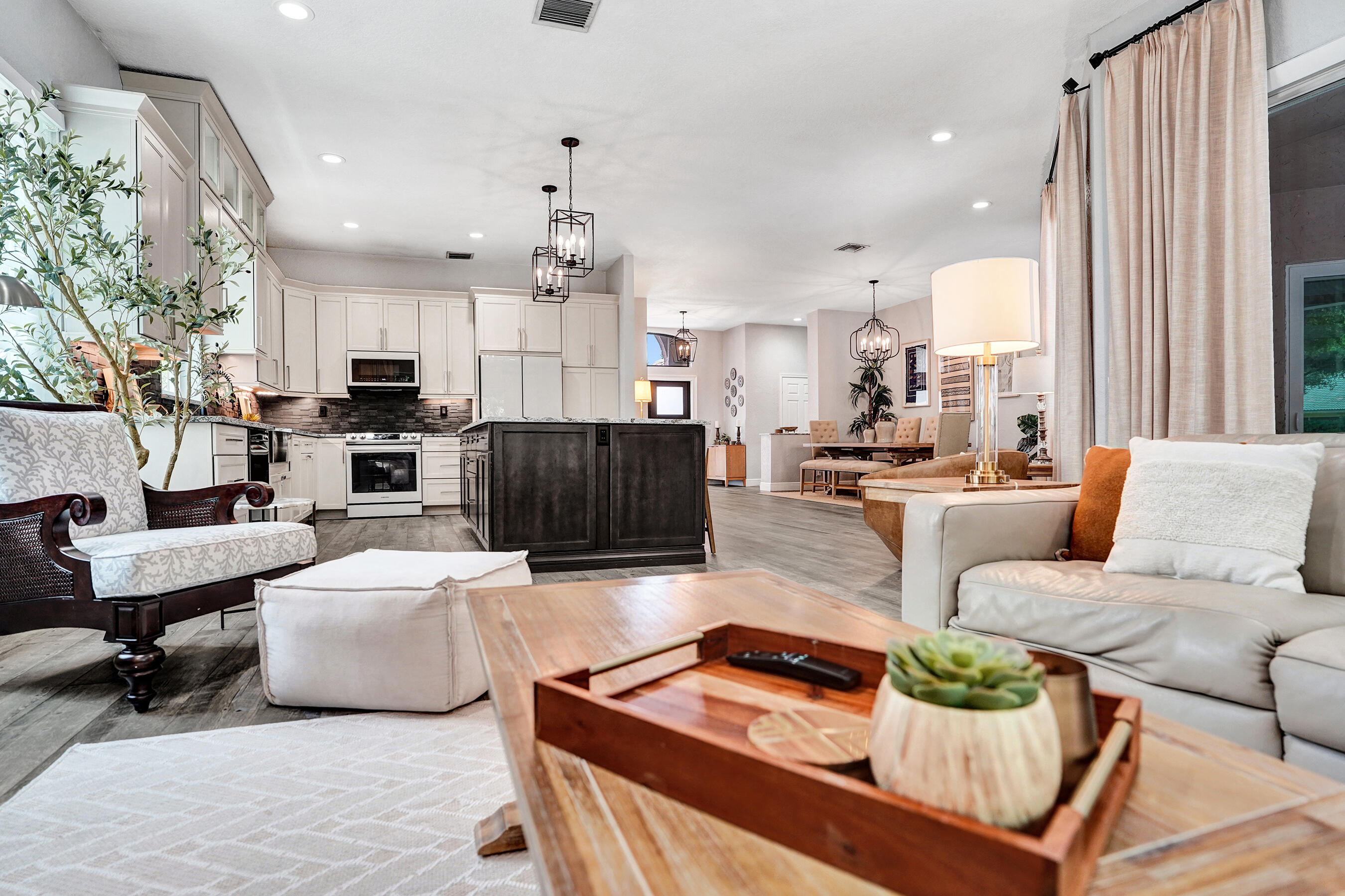 SAVANNA - Residential