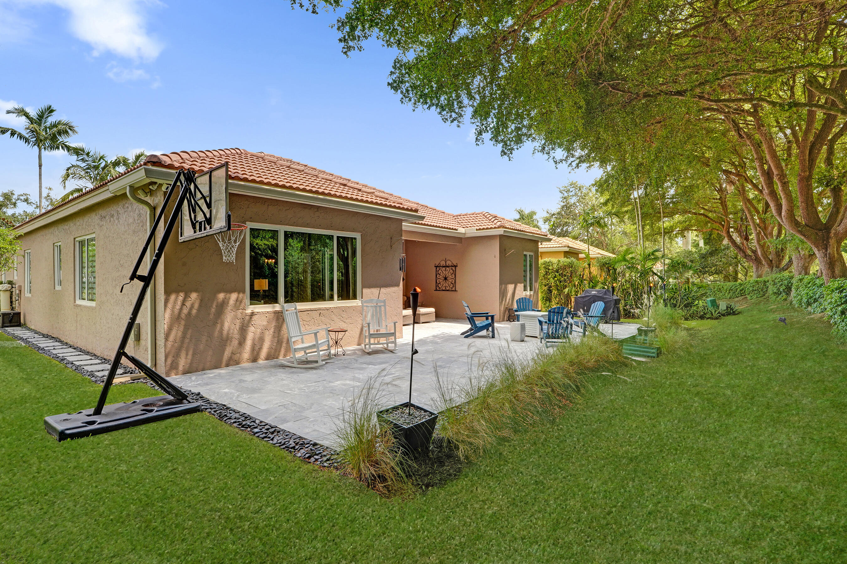 SAVANNA - Residential