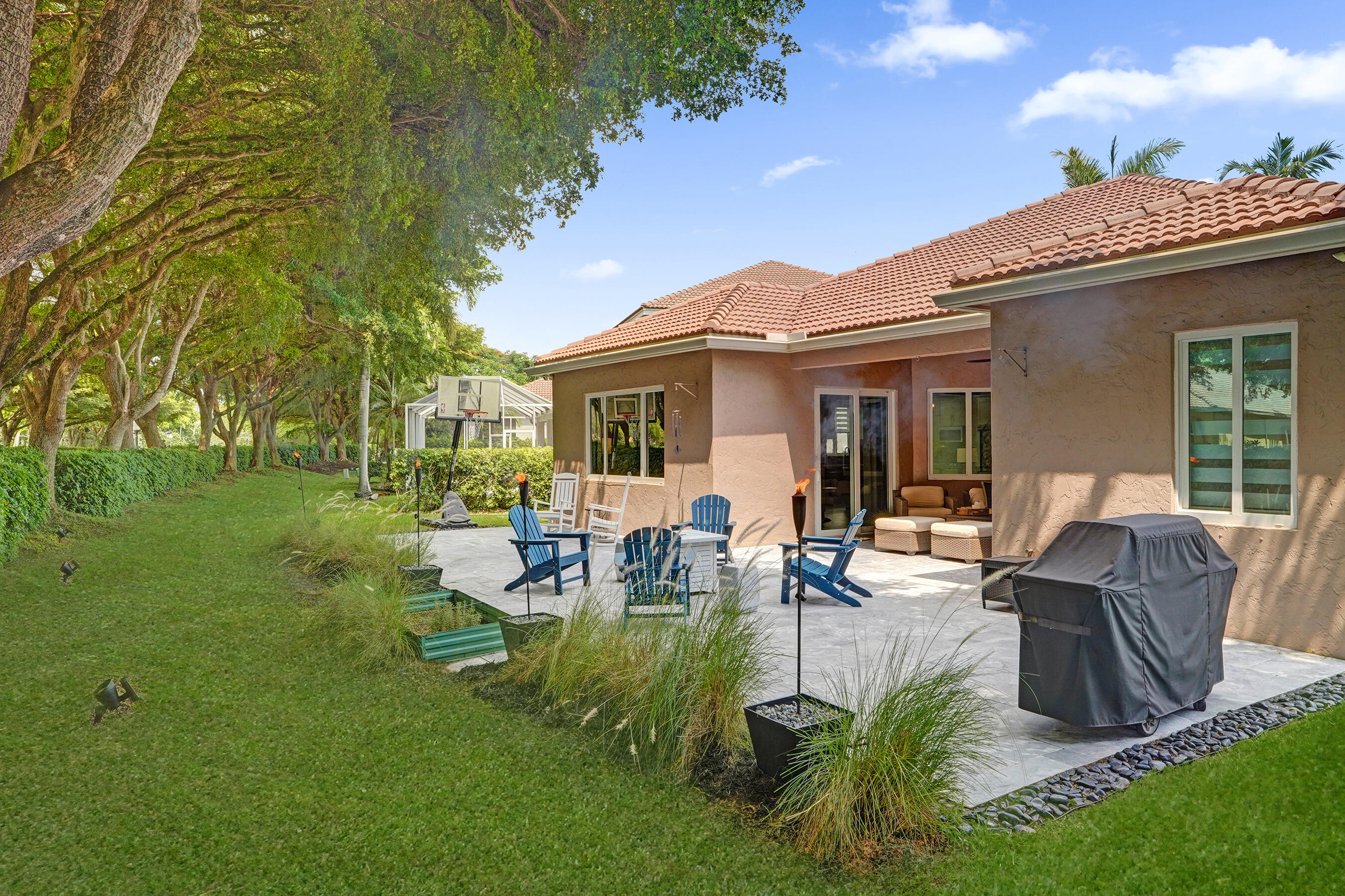 SAVANNA - Residential