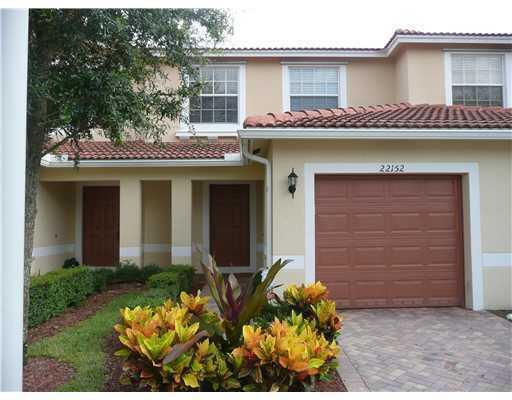 Welcome to this beautiful spacious 3-bedroom, 2.5-bathroom townhouse centrally located in Boca Raton. Hardwood floors downstairs and luxury vinyl wood planks upstairs. Enjoy Stainless Steel appliances in your well appointed kitchen, inside laundry, a single-car garage and private driveway for convenient parking and outside patio for your barbeque! Located near parkways, shopping and great Boca Schools!  Community pool and tot lot. Walk or bike ride to Veterans Park next door. HOA approval required. Owner/agent.  Unfurnished.  AI generated staging.