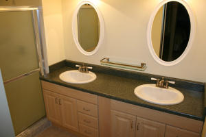 Glenwood Twnhs - Residential Lease