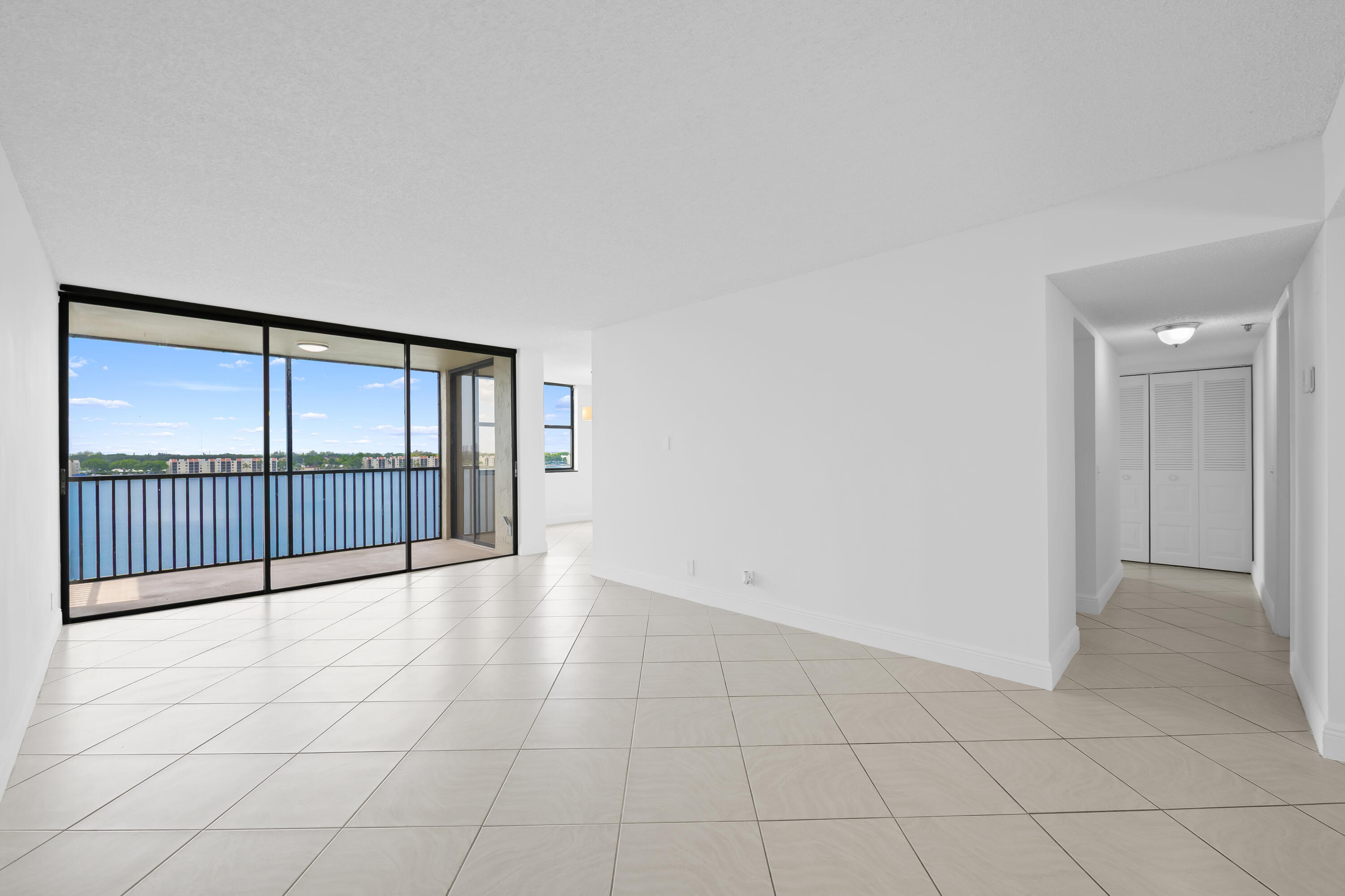 LAKE EMERALD CONDOMINIUM NO - Residential Lease