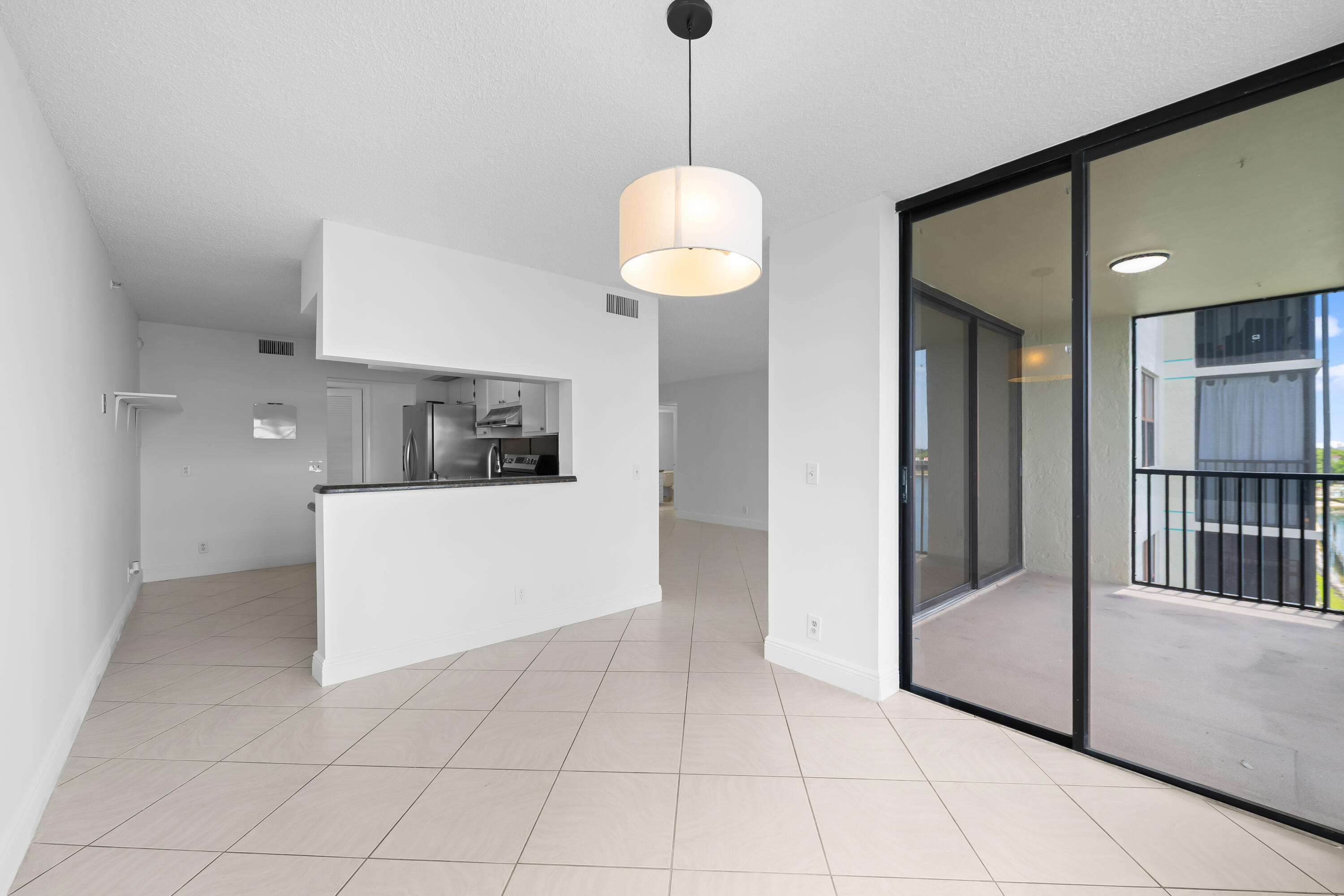 LAKE EMERALD CONDOMINIUM NO - Residential Lease