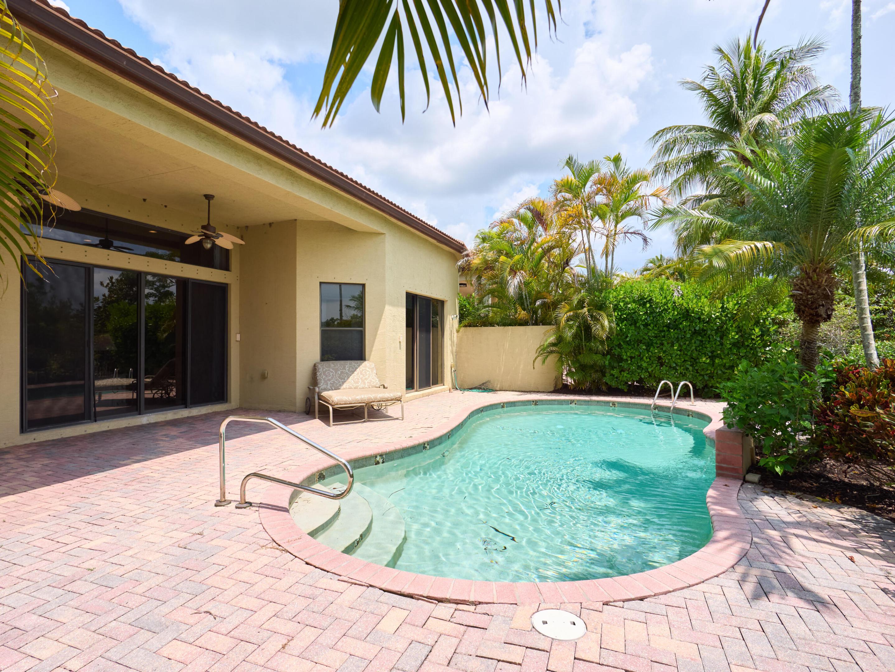 Ibis Golf & Country Club - The Woodlands - Residential