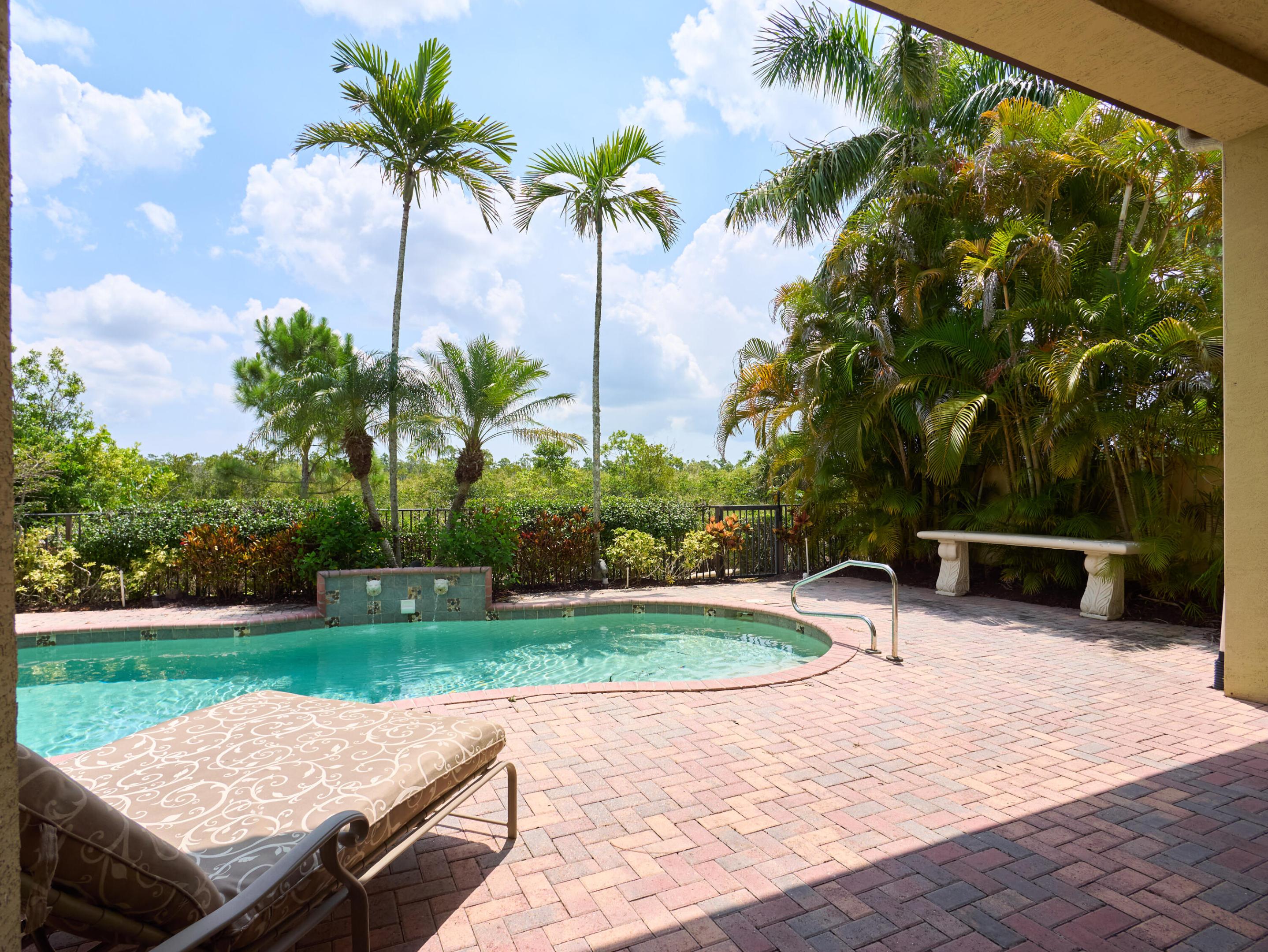 Ibis Golf & Country Club - The Woodlands - Residential