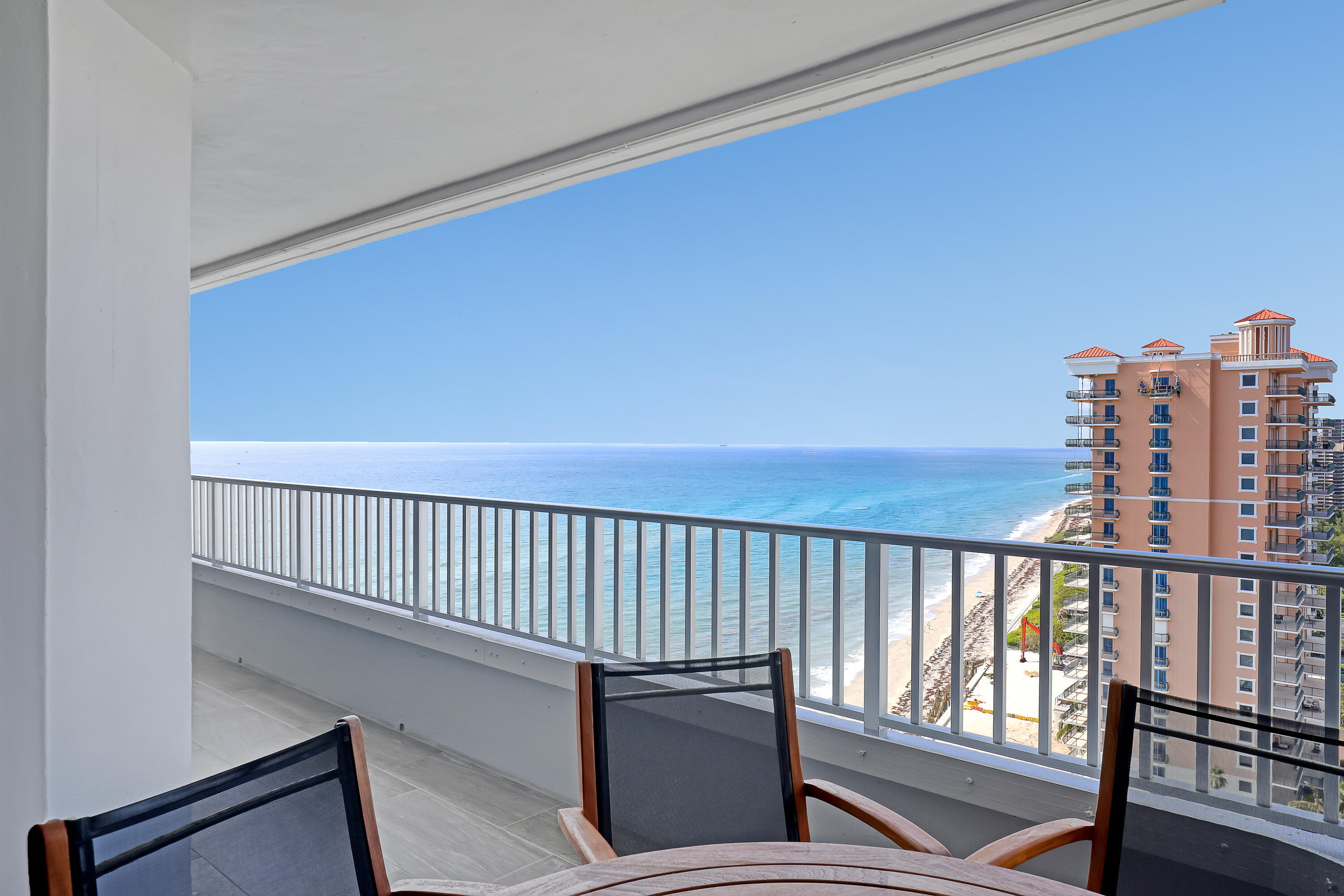 CORNICHE CONDO - Residential Lease