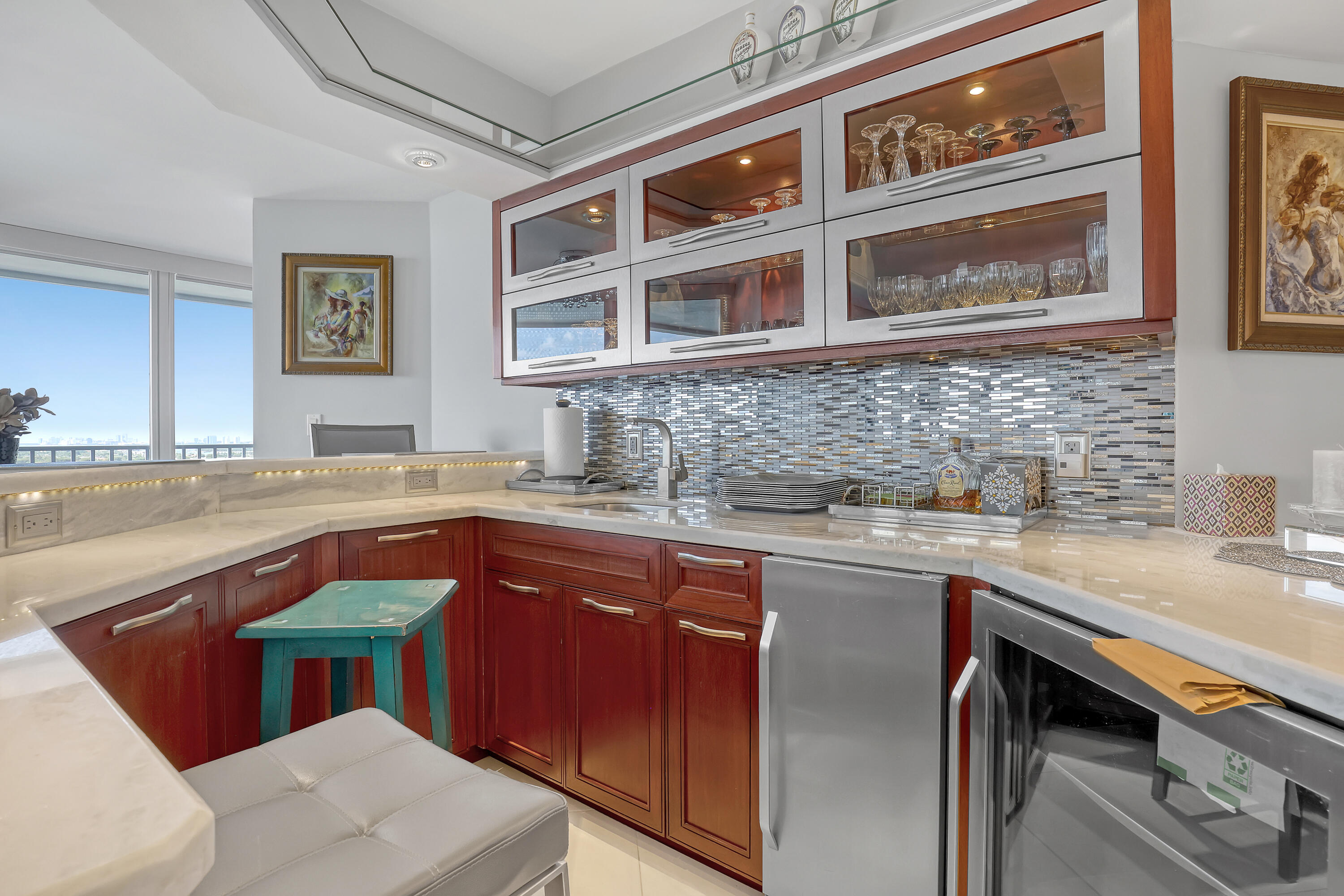 CORNICHE CONDO - Residential Lease