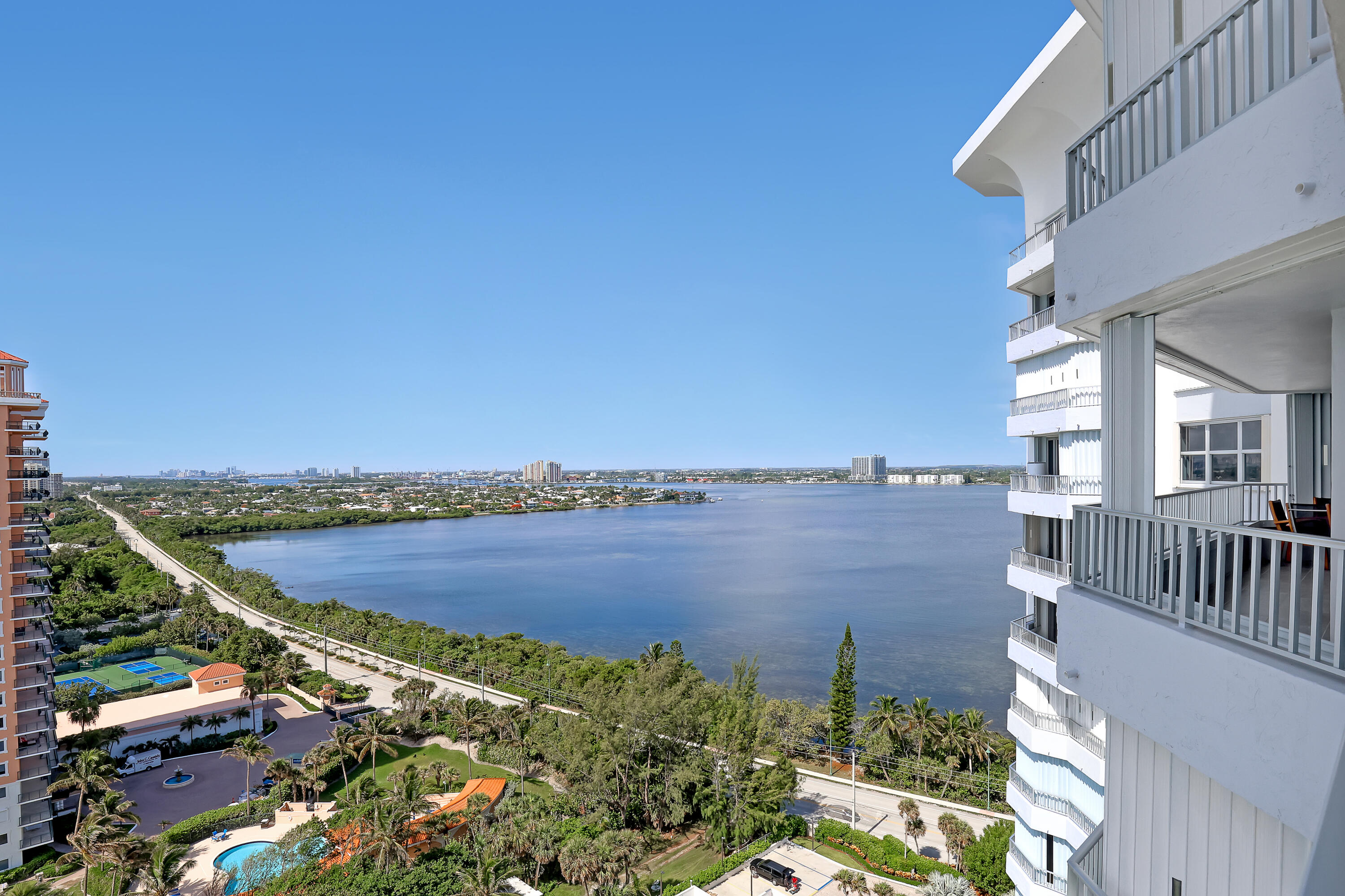 CORNICHE CONDO - Residential Lease