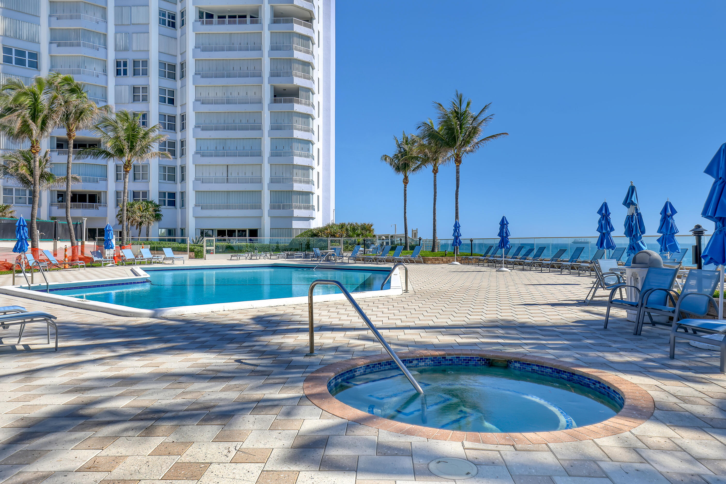 CORNICHE CONDO - Residential Lease