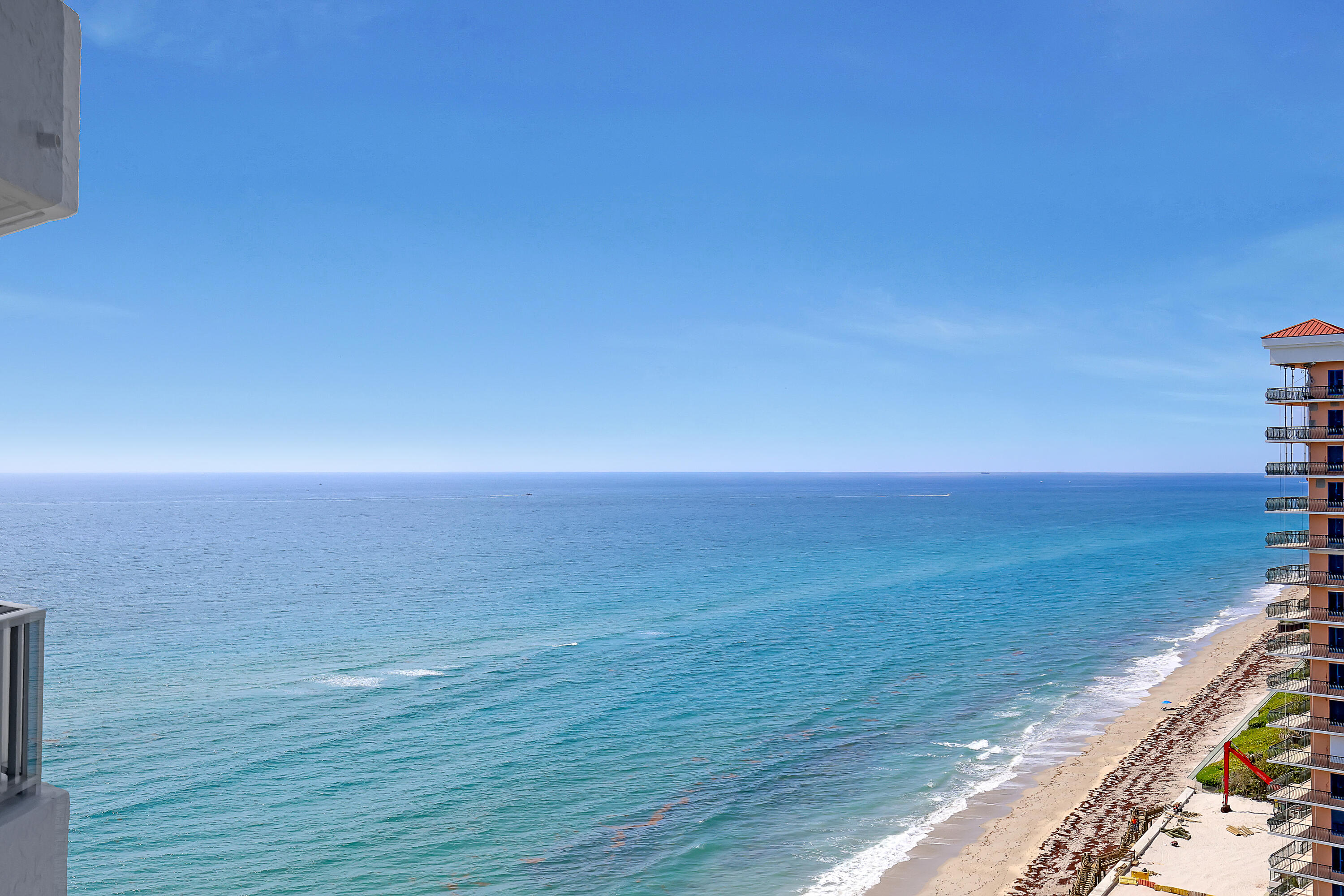 CORNICHE CONDO - Residential Lease