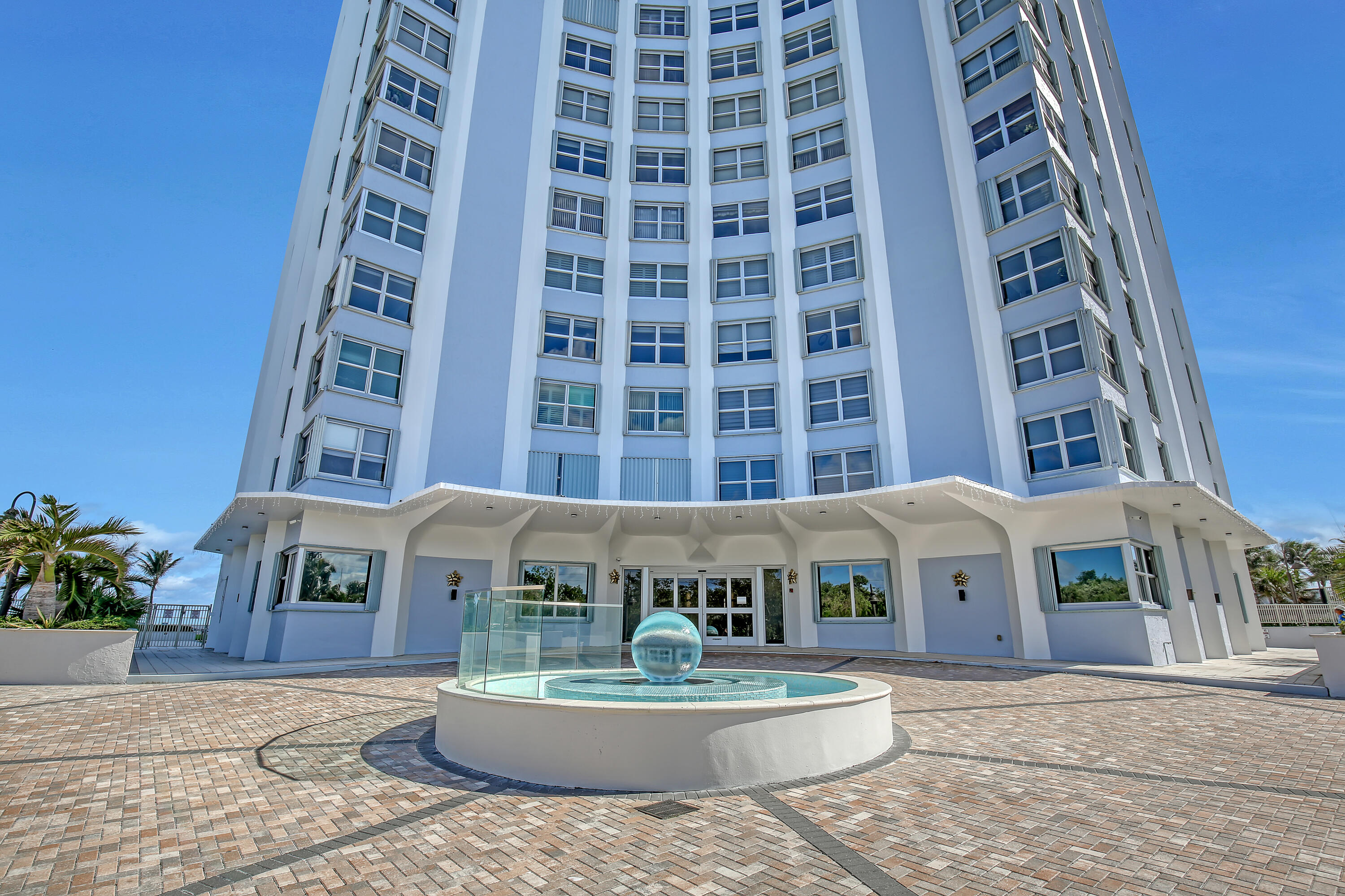 CORNICHE CONDO - Residential Lease