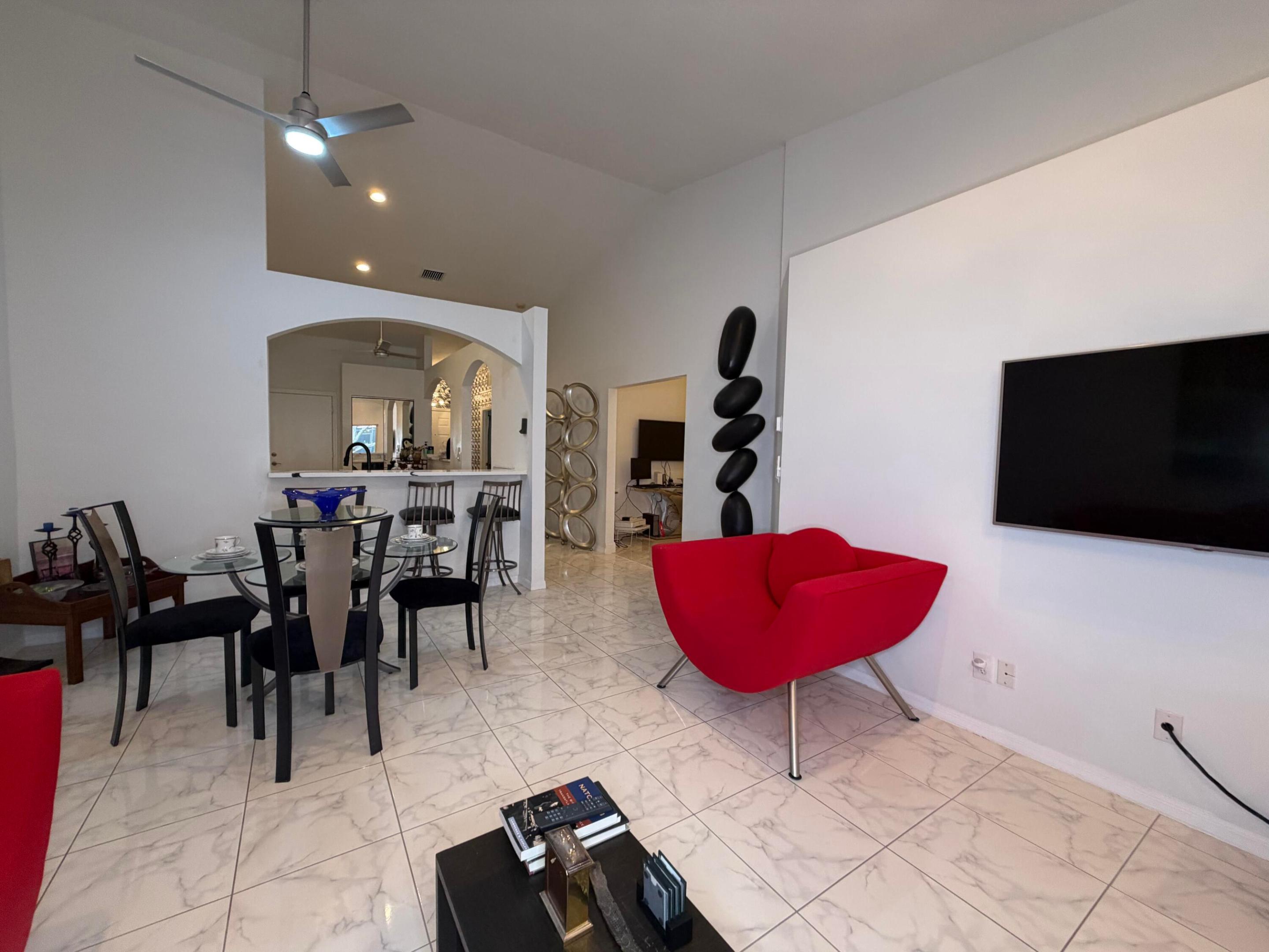 TUSCANY BAY - Residential