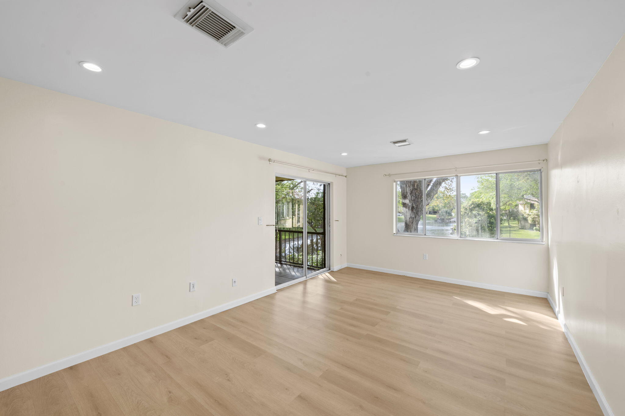 BOCA TERRACE CONDO PH I AND II OR261 - Residential