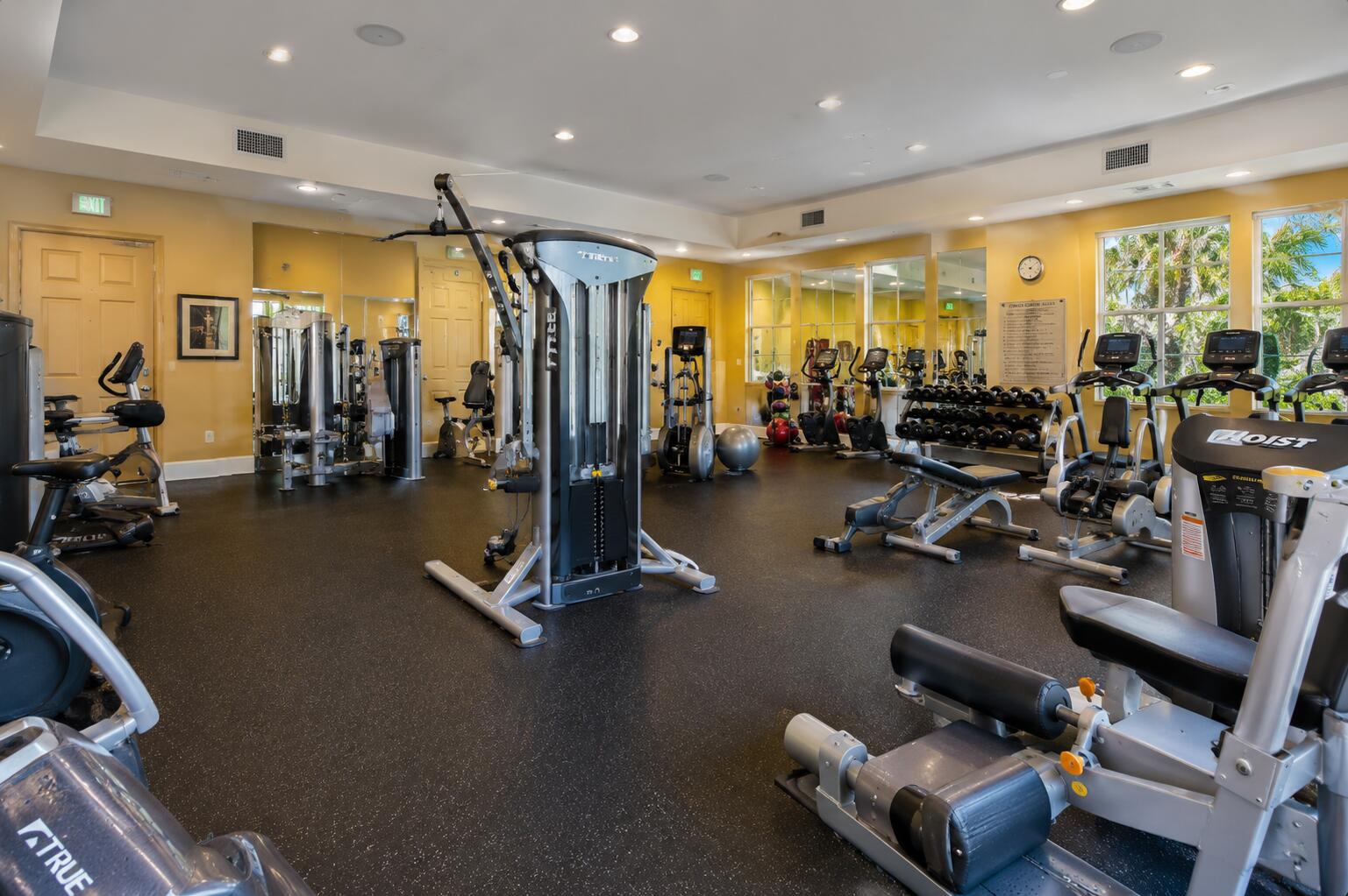 HAMPTON HILLS CONDO - Residential Lease