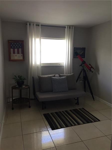WILTON COMMONS CONDOMINIUM - Residential
