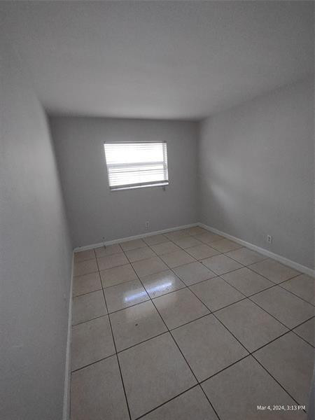 WILTON COMMONS CONDOMINIUM - Residential