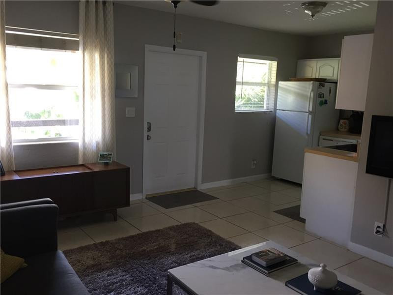 WILTON COMMONS CONDOMINIUM - Residential