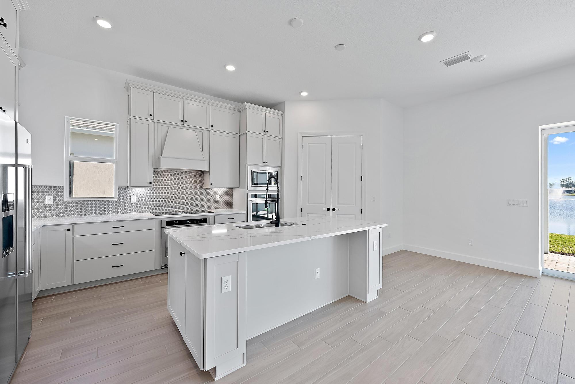 HIGHPOINTE - Residential