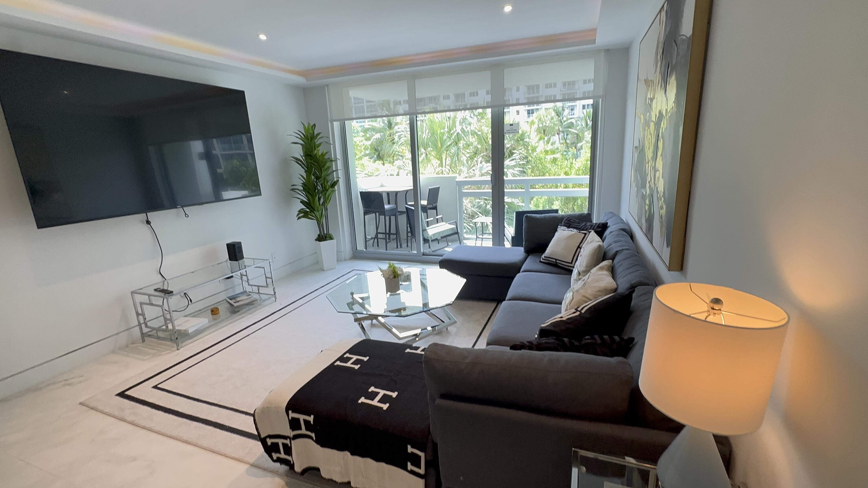 FLAMINGO SOUTH - Residential