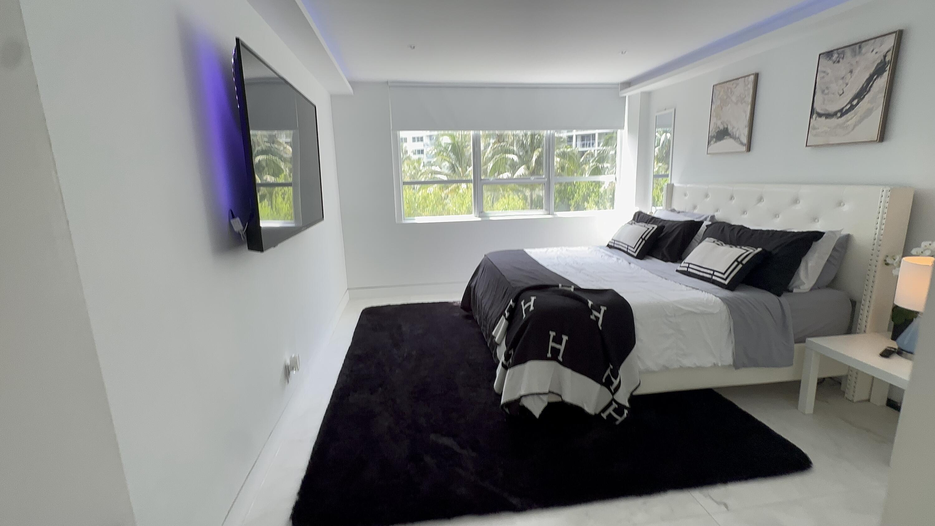 FLAMINGO SOUTH - Residential