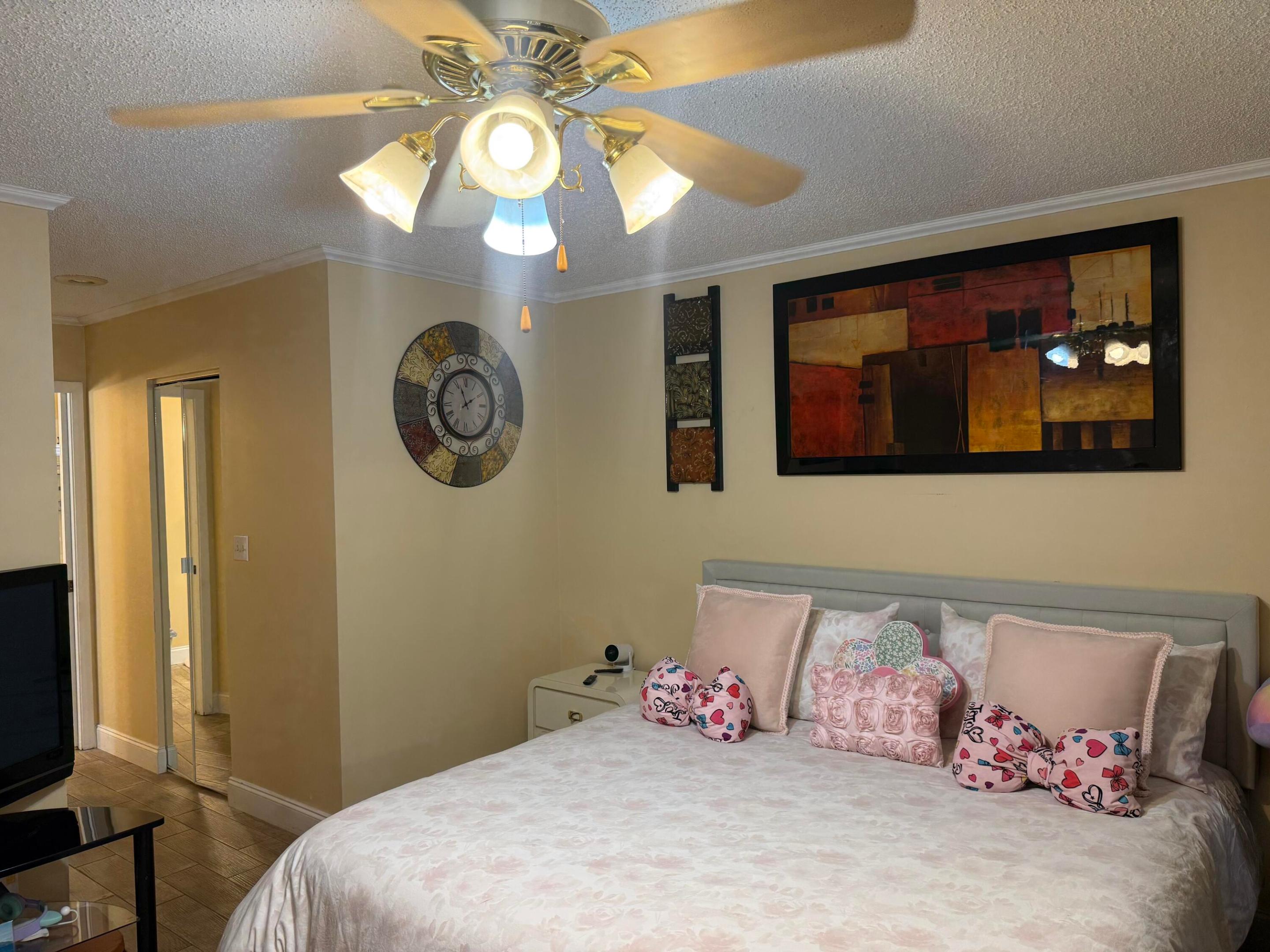 Savannahs Condominums - Residential
