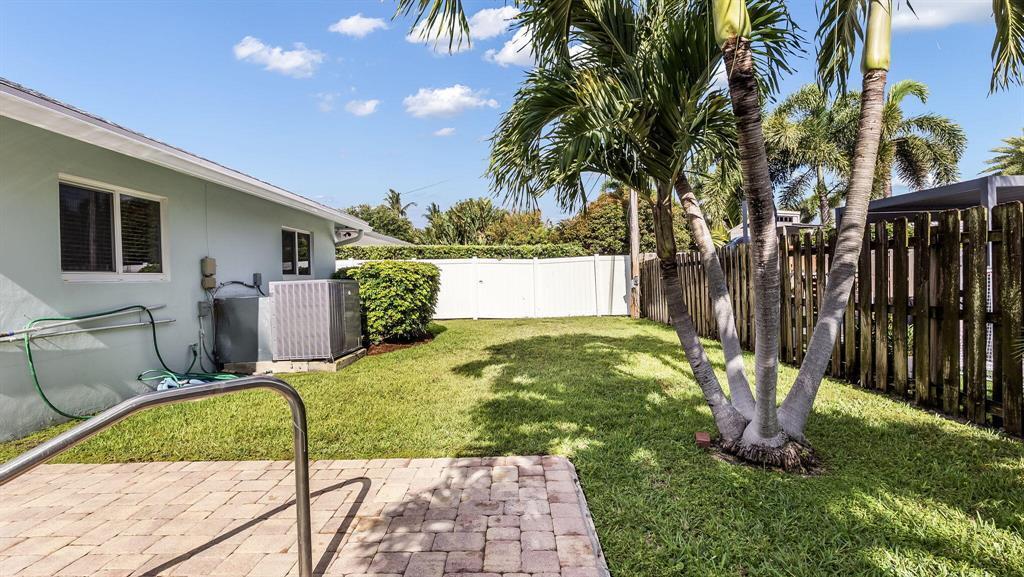 BOCA RATON SQUARE UNIT 1 - Residential Lease