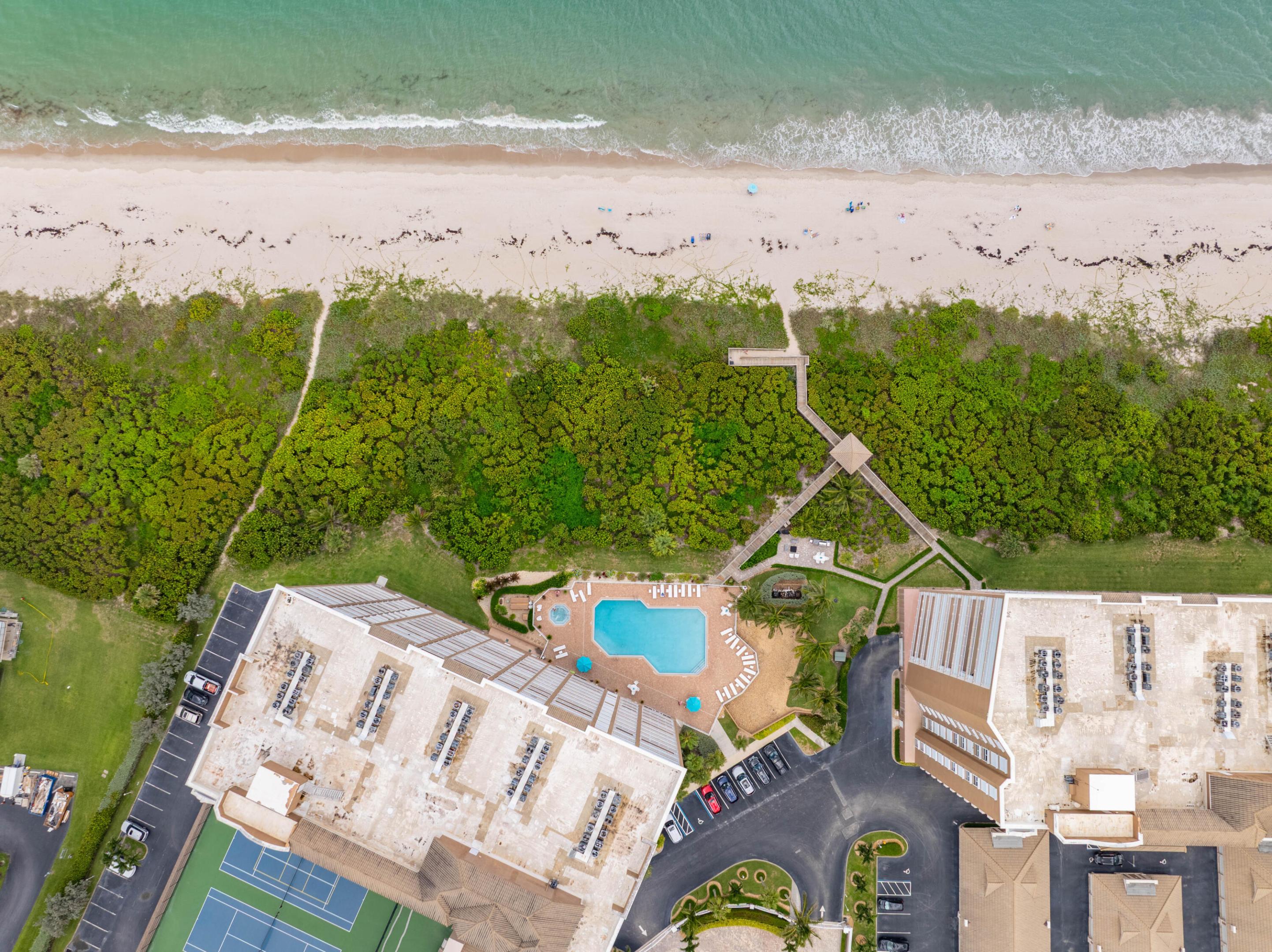 OCEANIQUE OCEANFRONT, A CONDOMINIUM - Residential