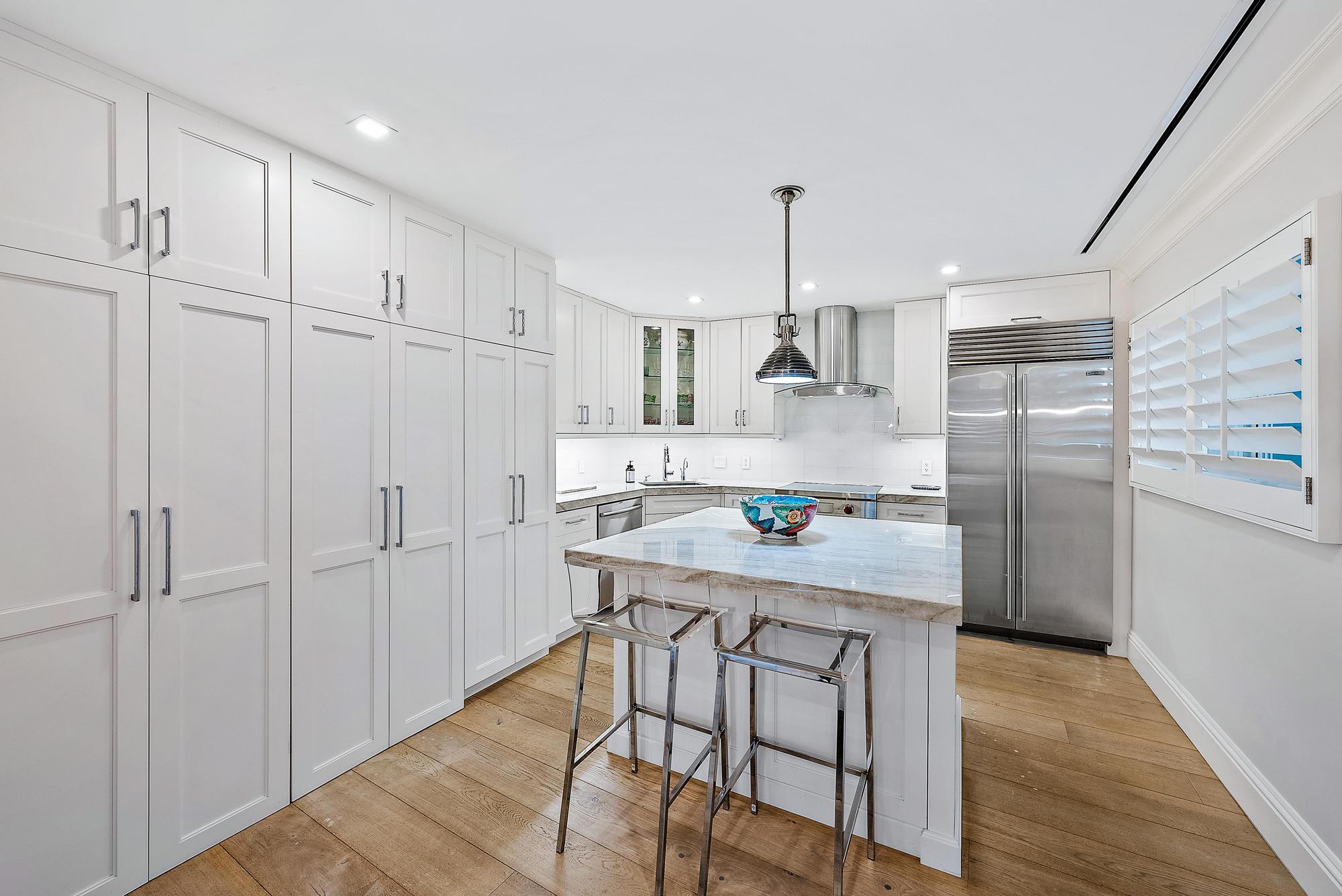 THREE HUNDRED OCEAN BLVD APTS INC - Residential