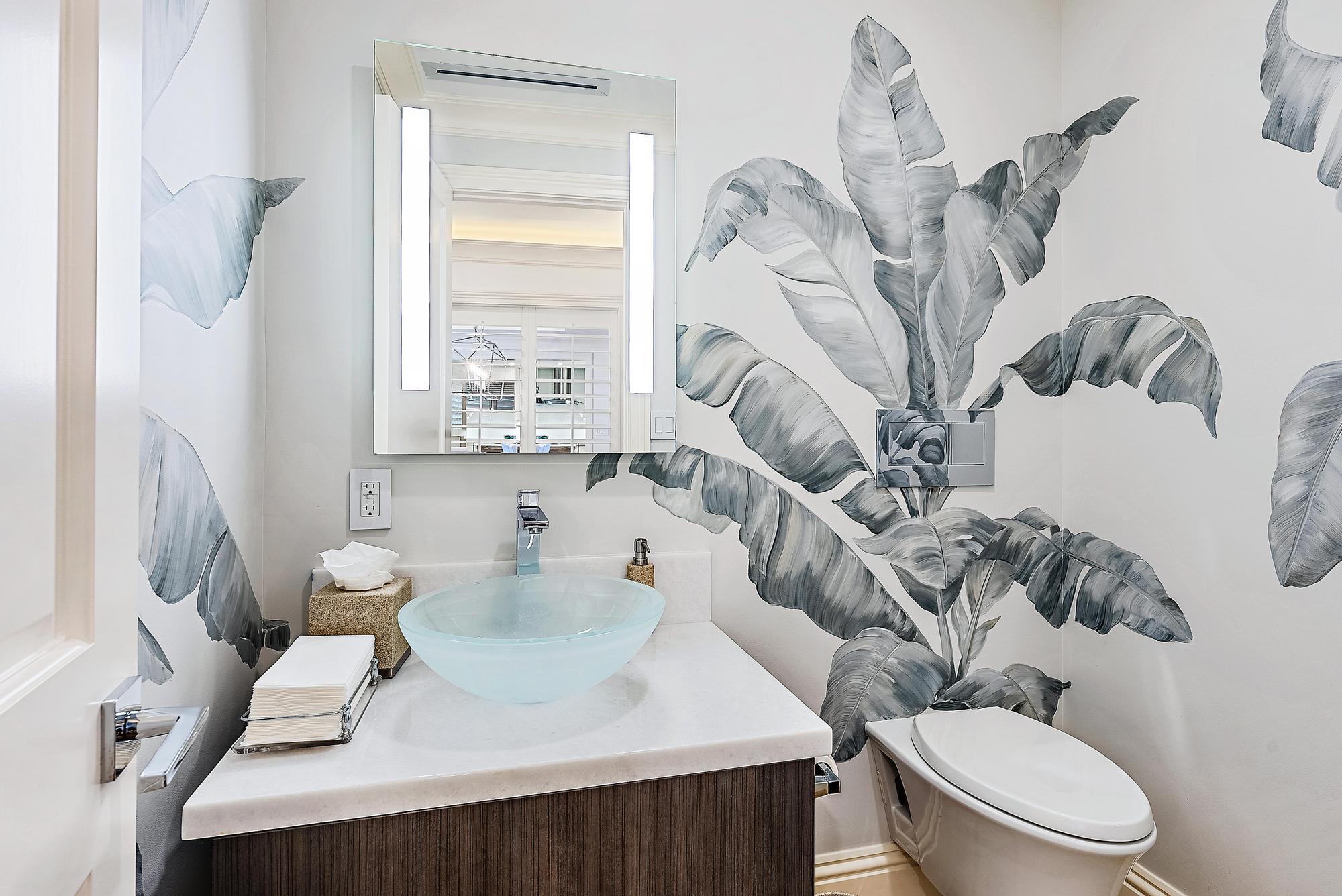 THREE HUNDRED OCEAN BLVD APTS INC - Residential