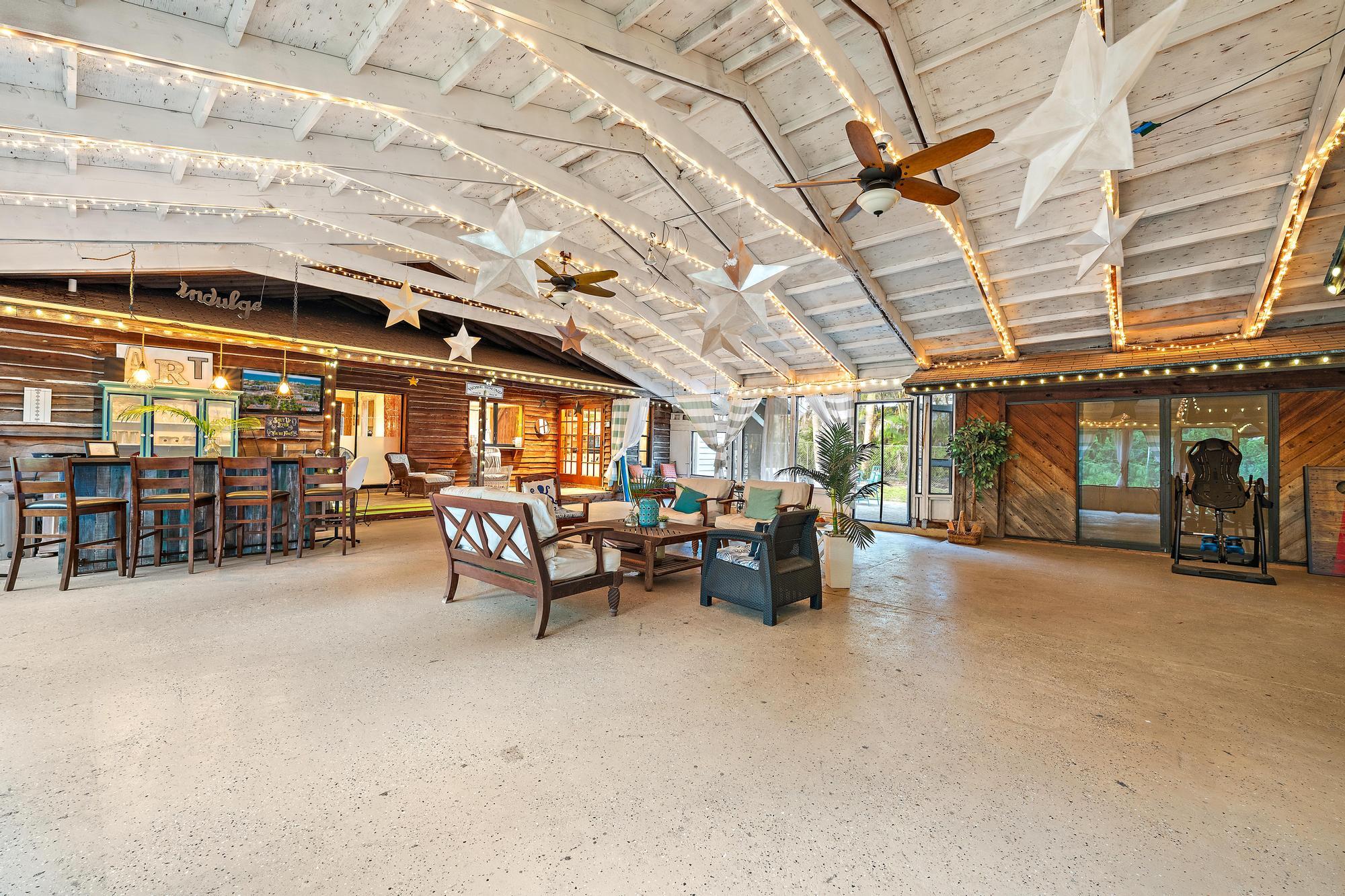 POINCIANA GARDENS - Residential