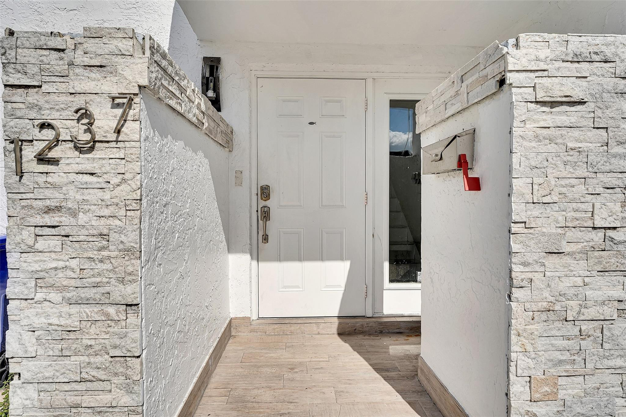 Tam-o-shanter Villas - Residential