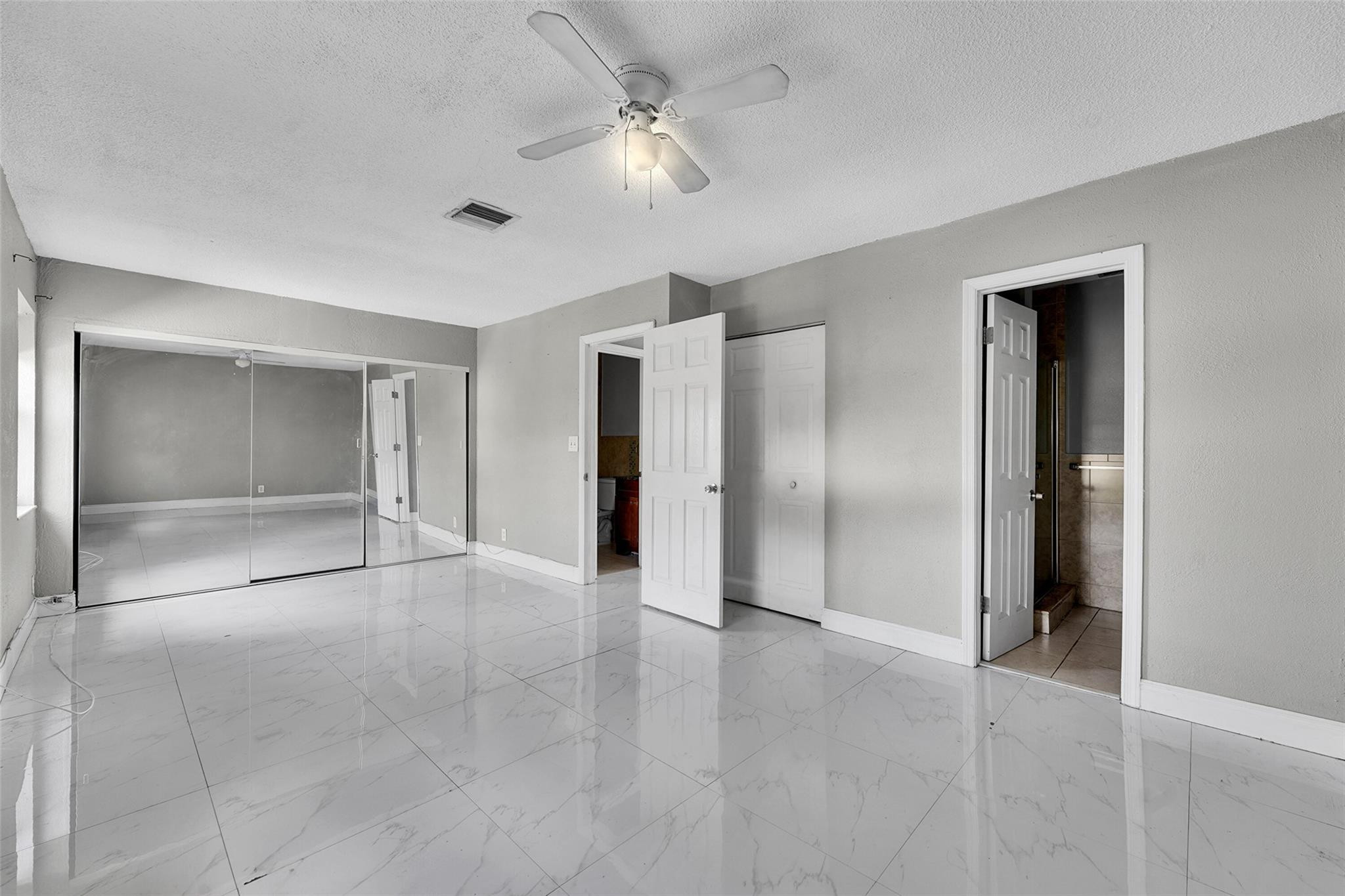 Tam-o-shanter Villas - Residential