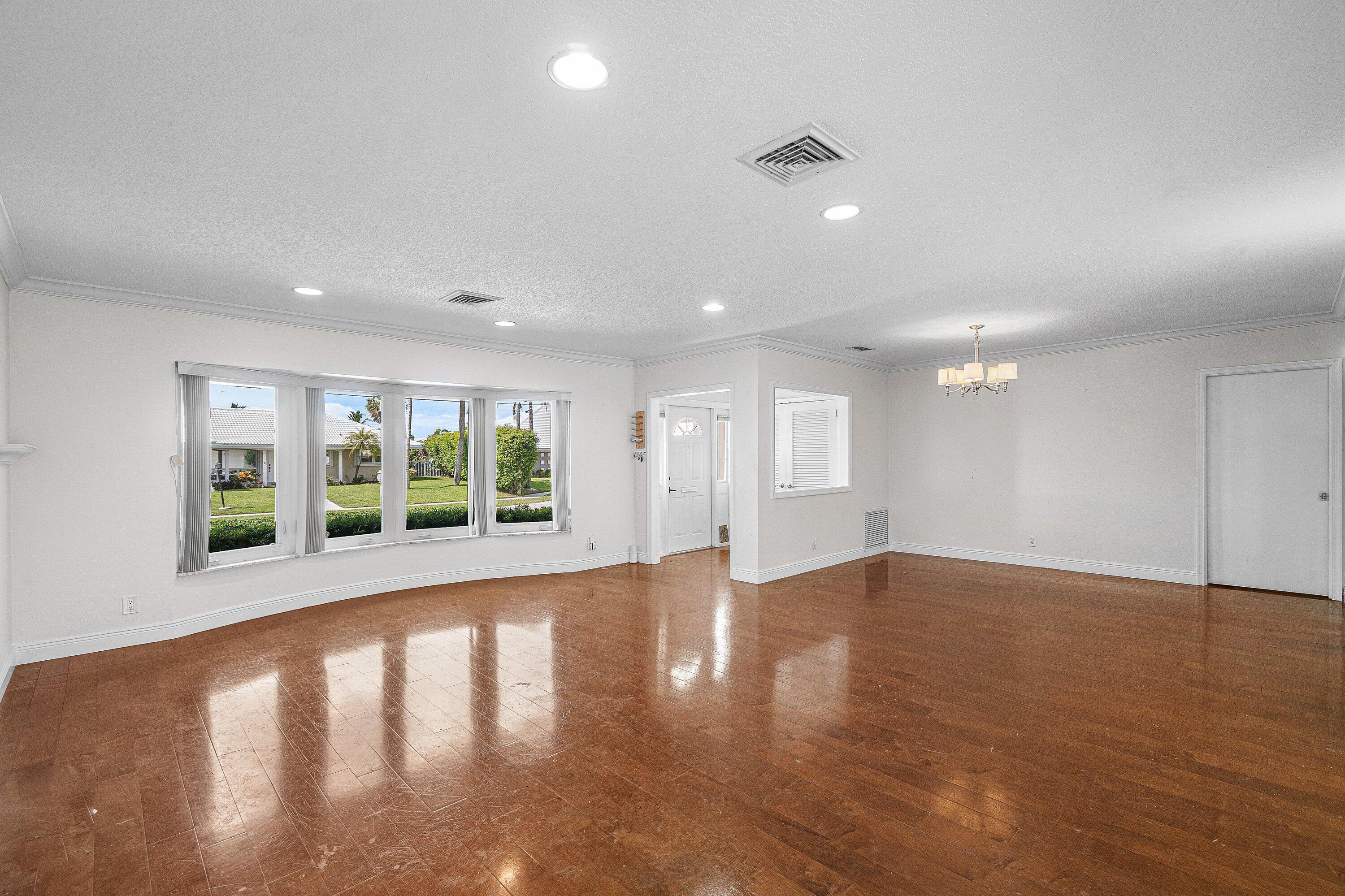 CAMINO GARDENS - Residential