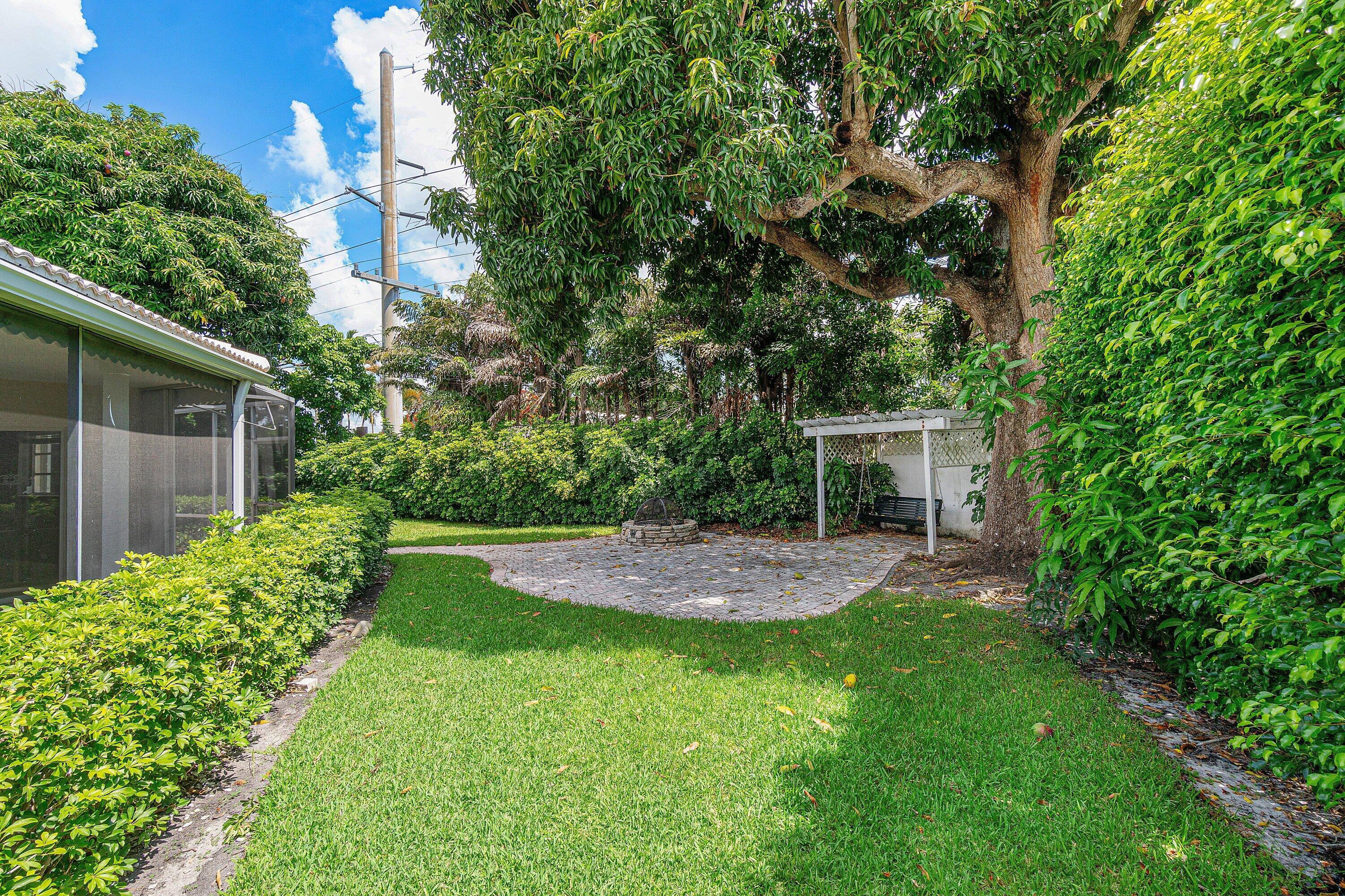 CAMINO GARDENS - Residential