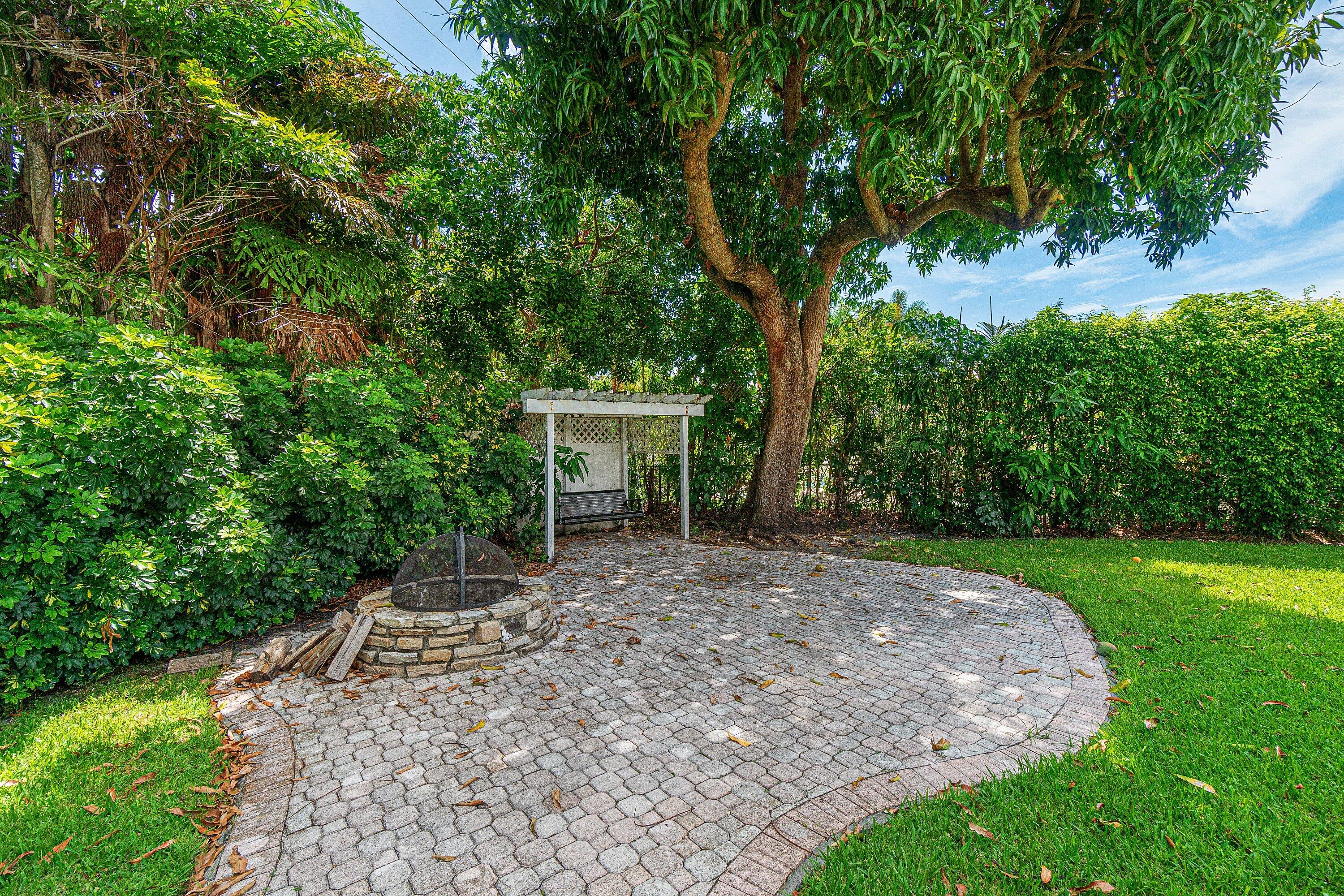 CAMINO GARDENS - Residential