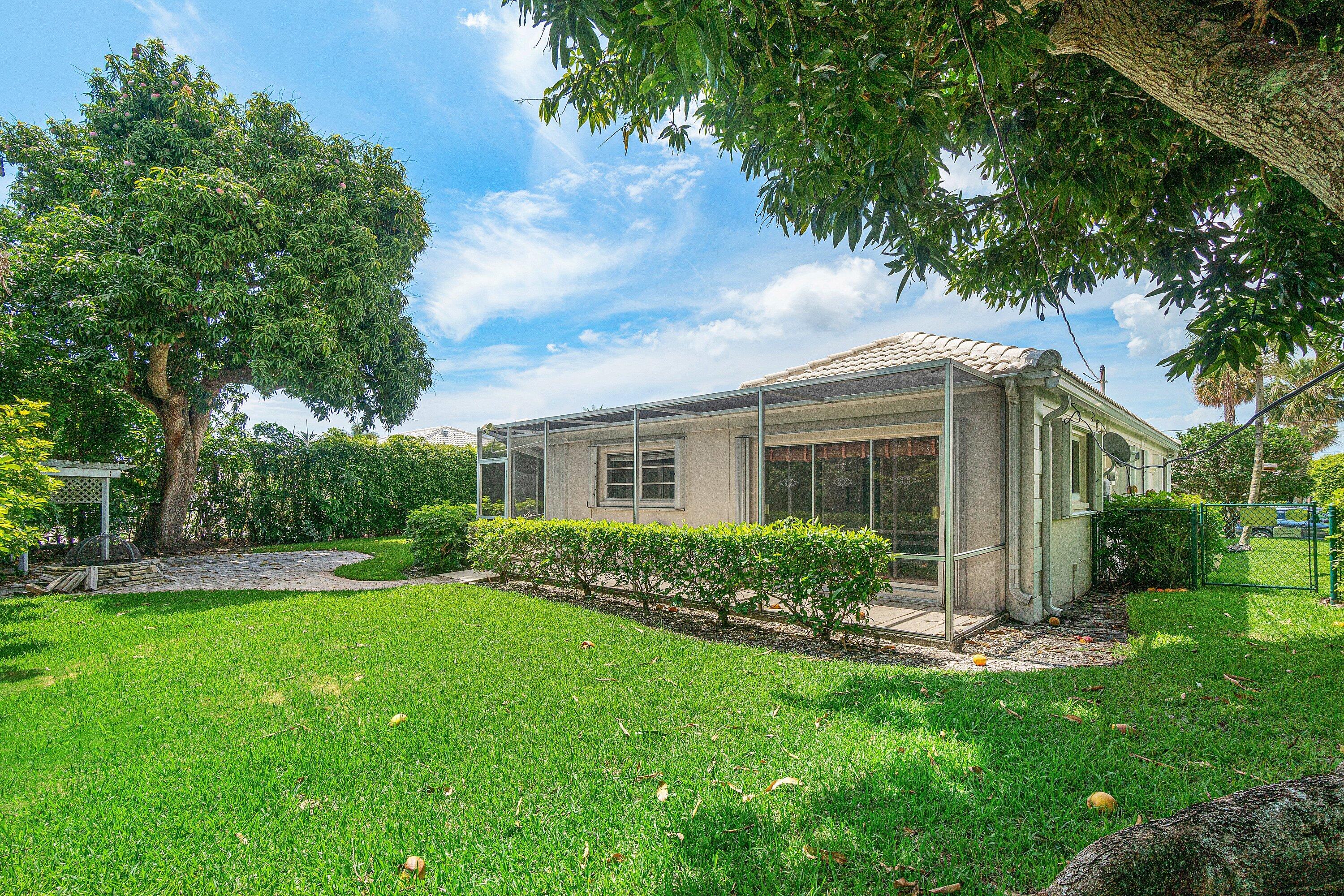 CAMINO GARDENS - Residential