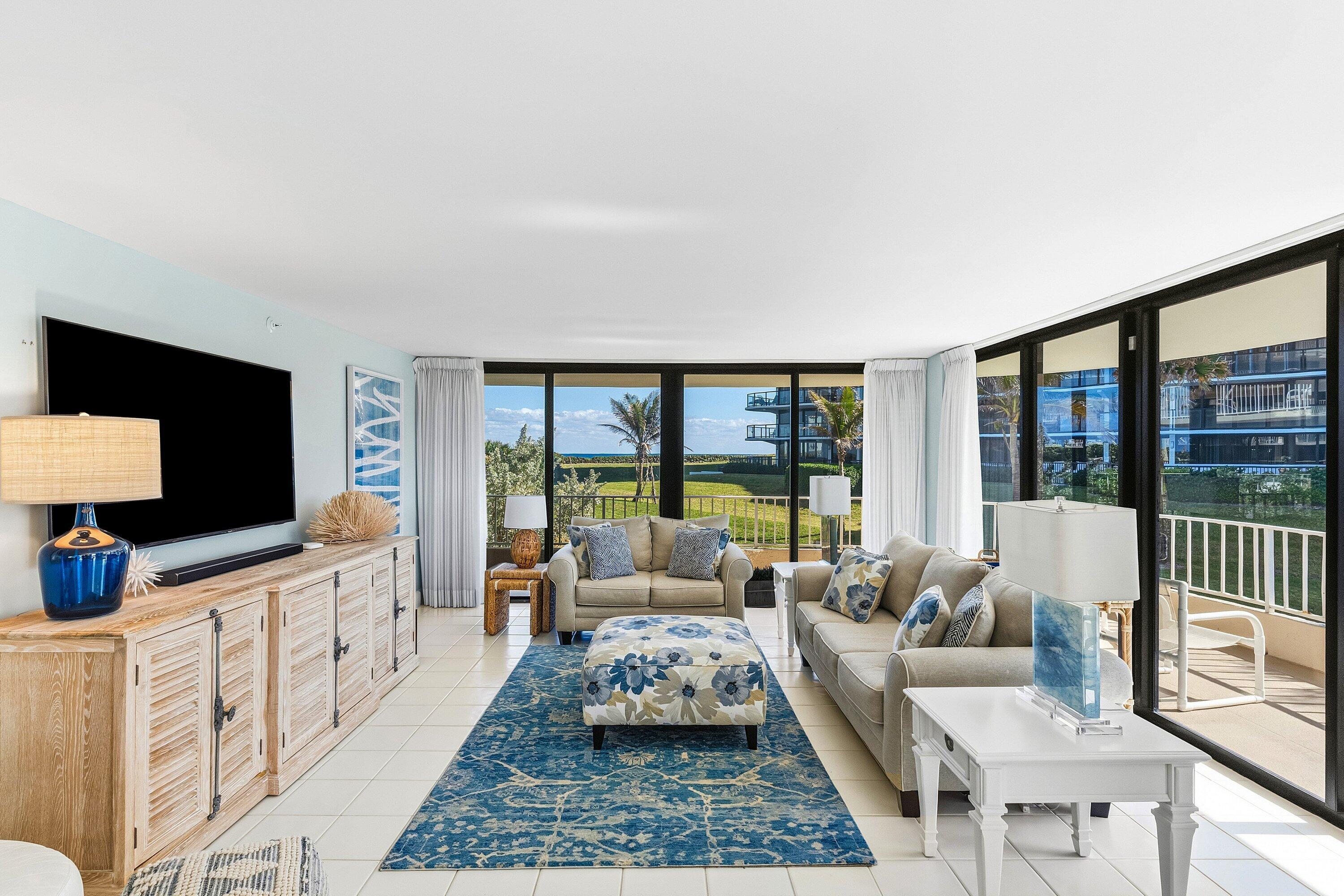 ATRIUMS OF PALM BEACH CONDO - Residential
