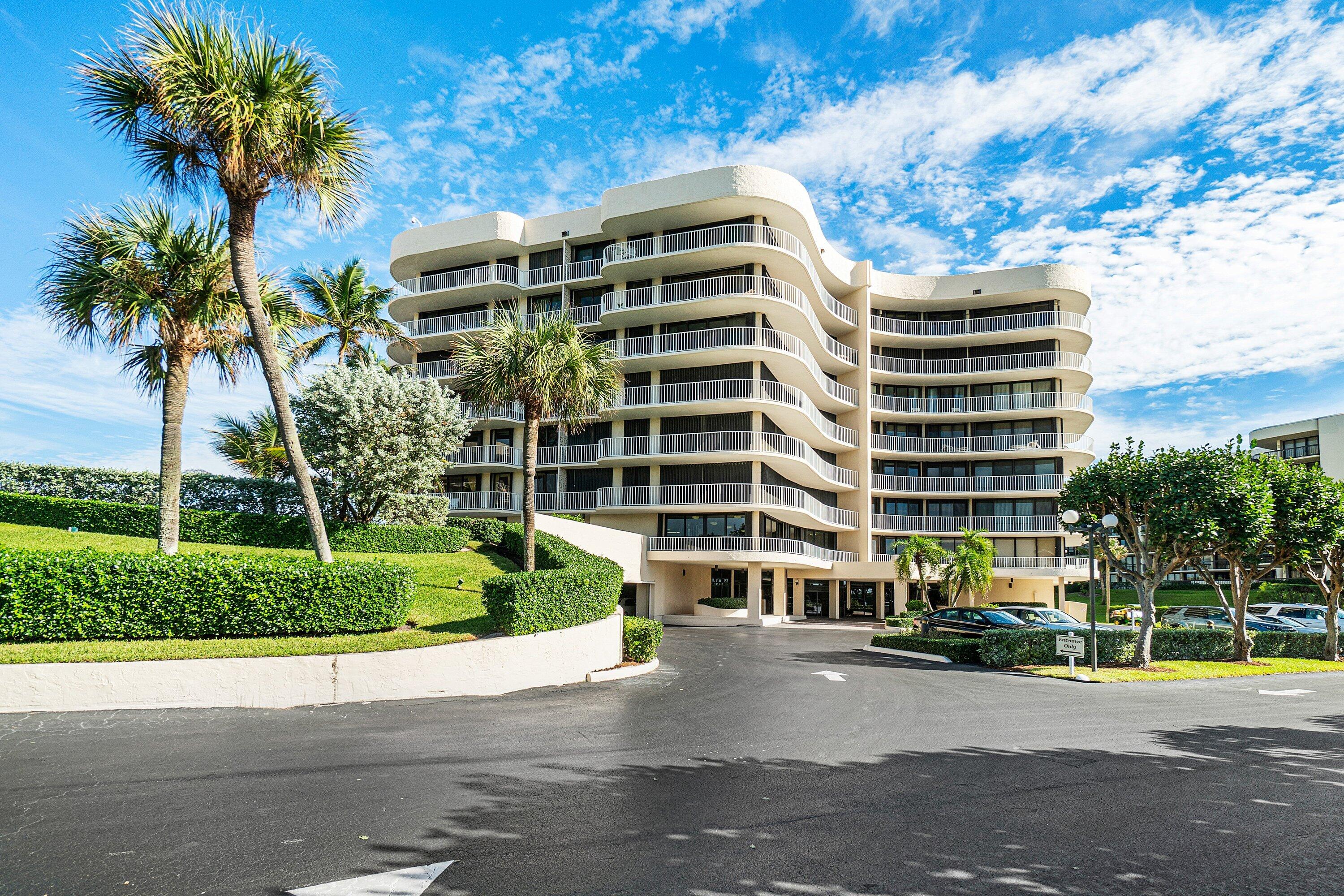 ATRIUMS OF PALM BEACH CONDO - Residential