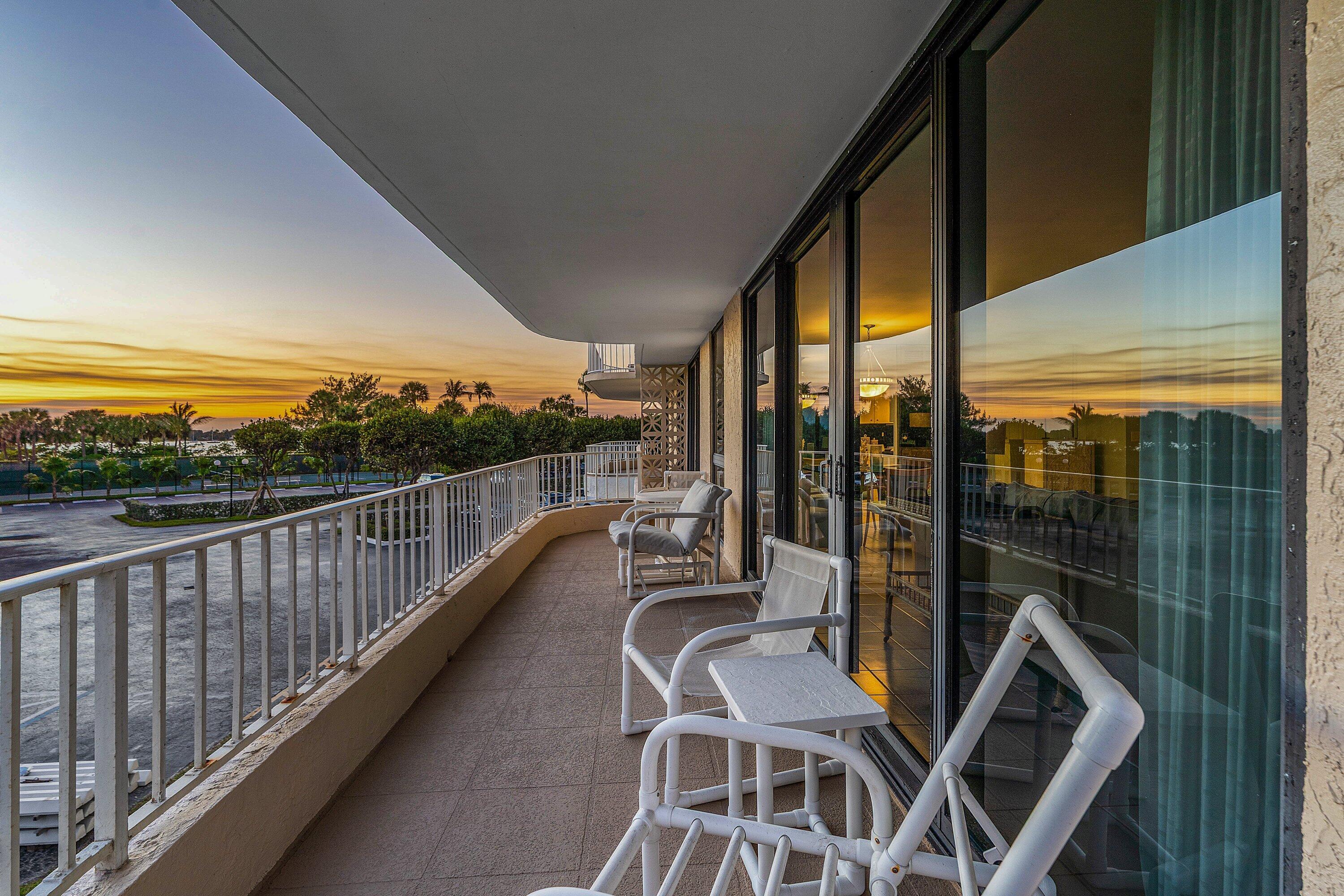 ATRIUMS OF PALM BEACH CONDO - Residential