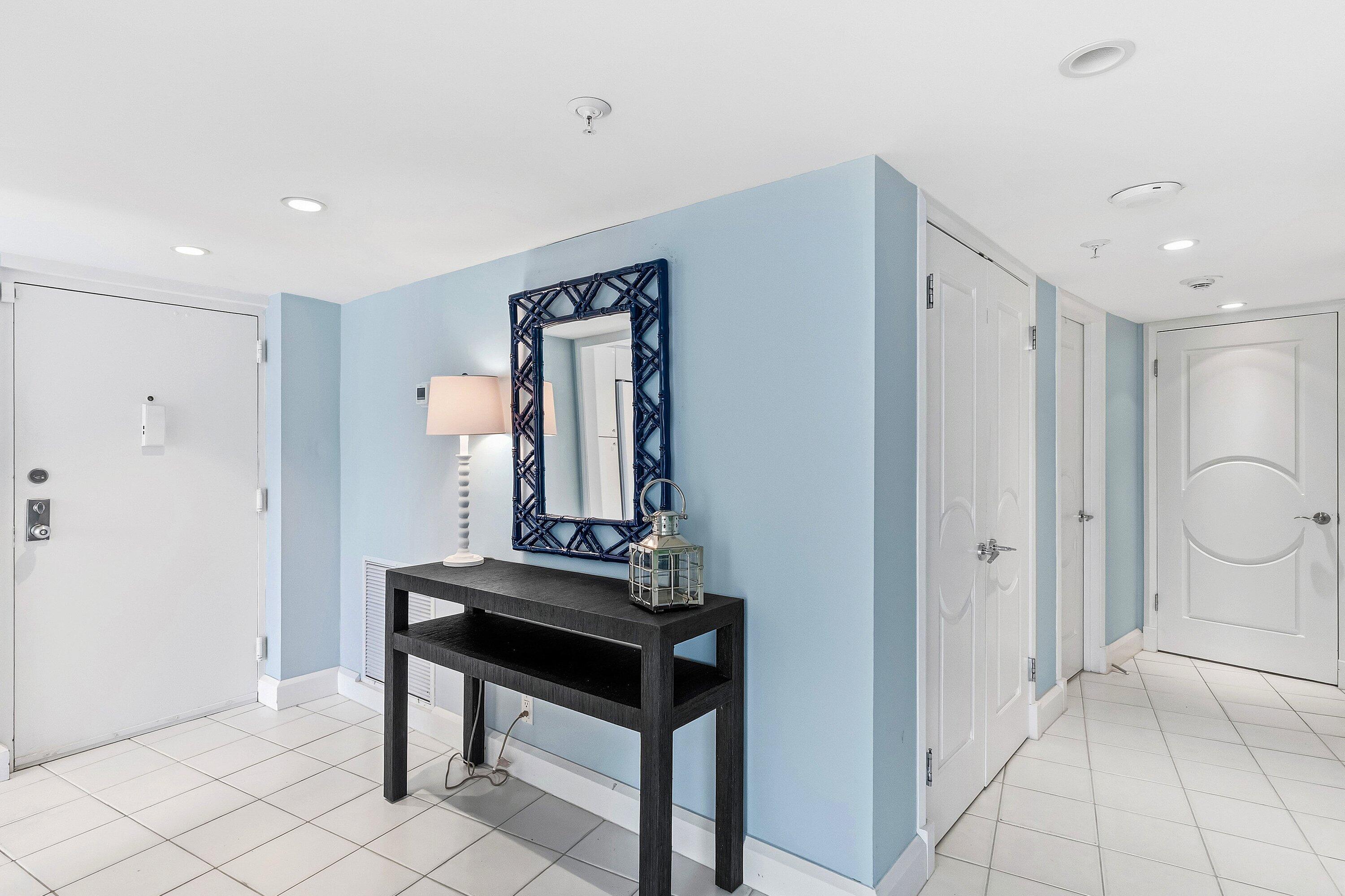 ATRIUMS OF PALM BEACH CONDO - Residential