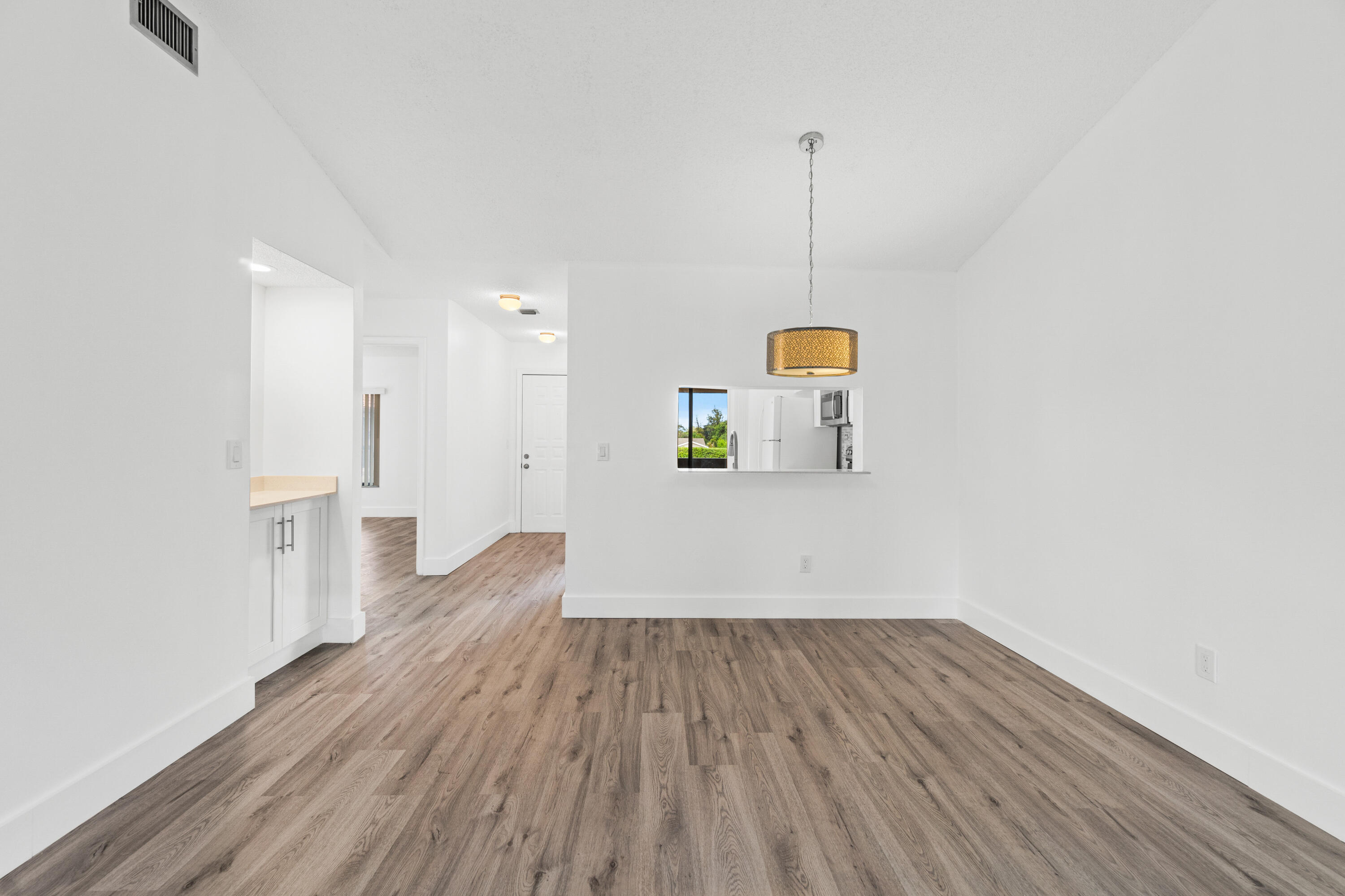 SAN REMO GOLF & TENNIS CLUB CONDO - Residential Lease