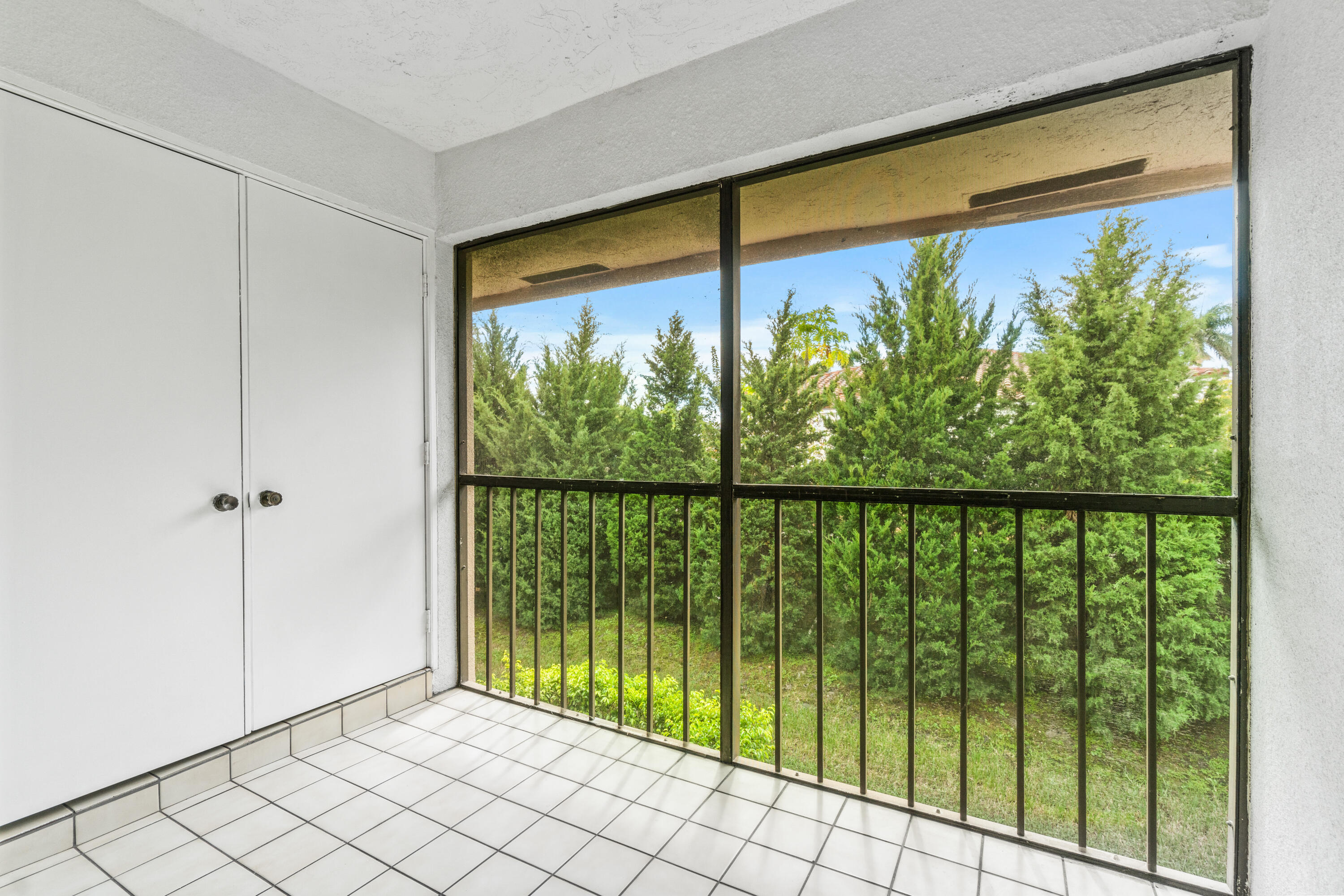 SAN REMO GOLF & TENNIS CLUB CONDO - Residential Lease