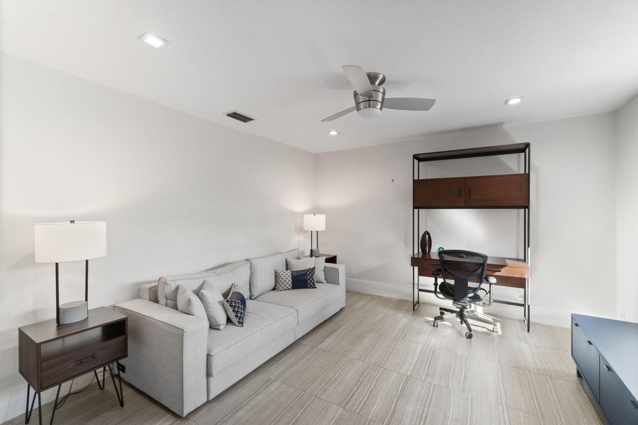 LANDINGS SECOND SEC - Residential