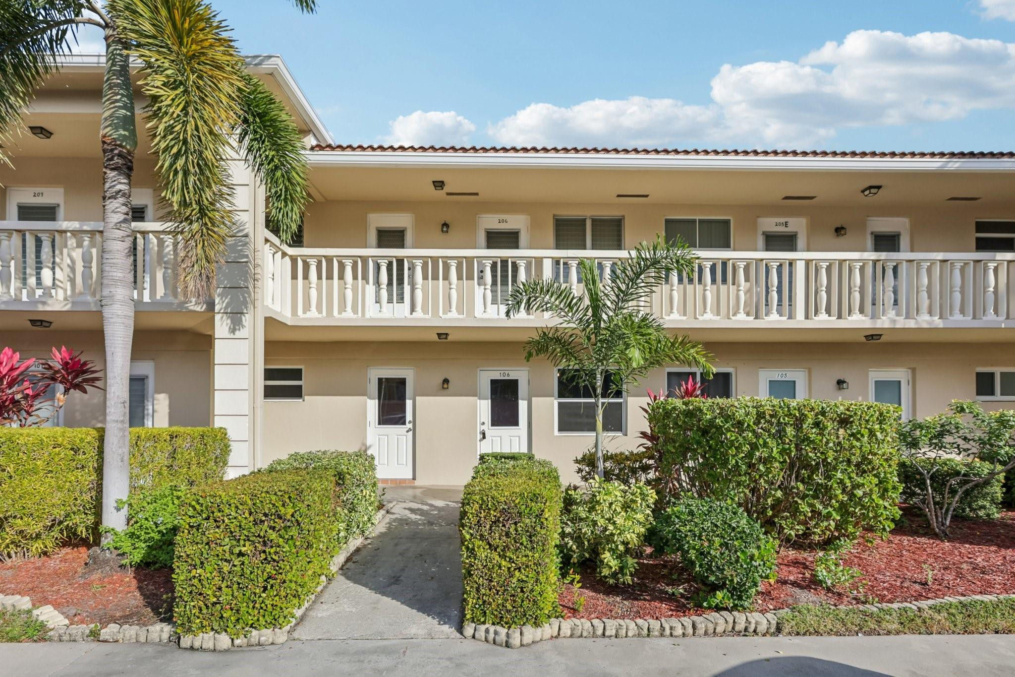 VENETIAN PARK GARDENS - Residential